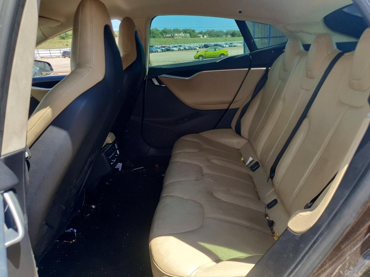 2013 Tesla Model S Brown vin: 5YJSA1DNXDFP06823
