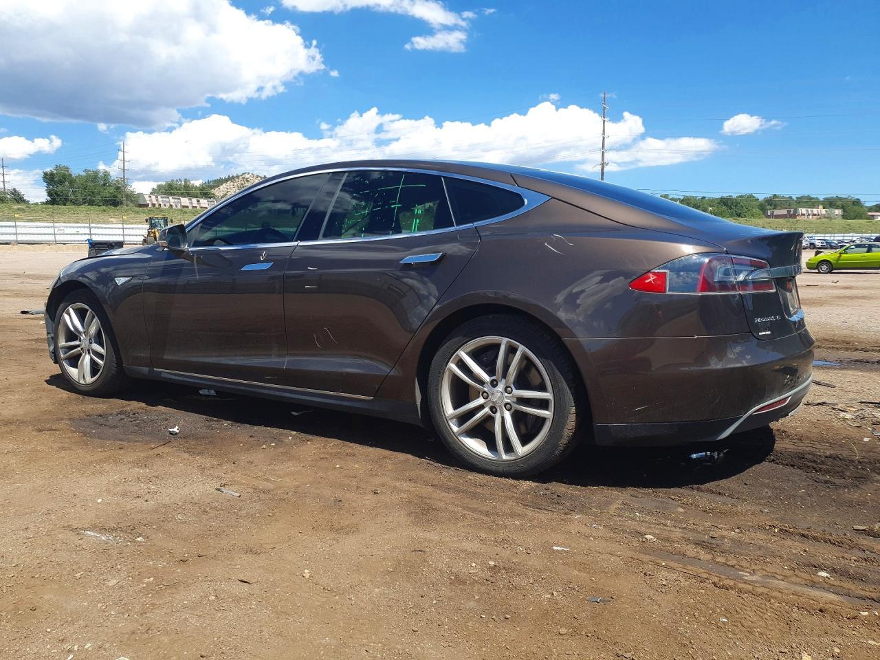 2013 Tesla Model S Brown vin: 5YJSA1DNXDFP06823