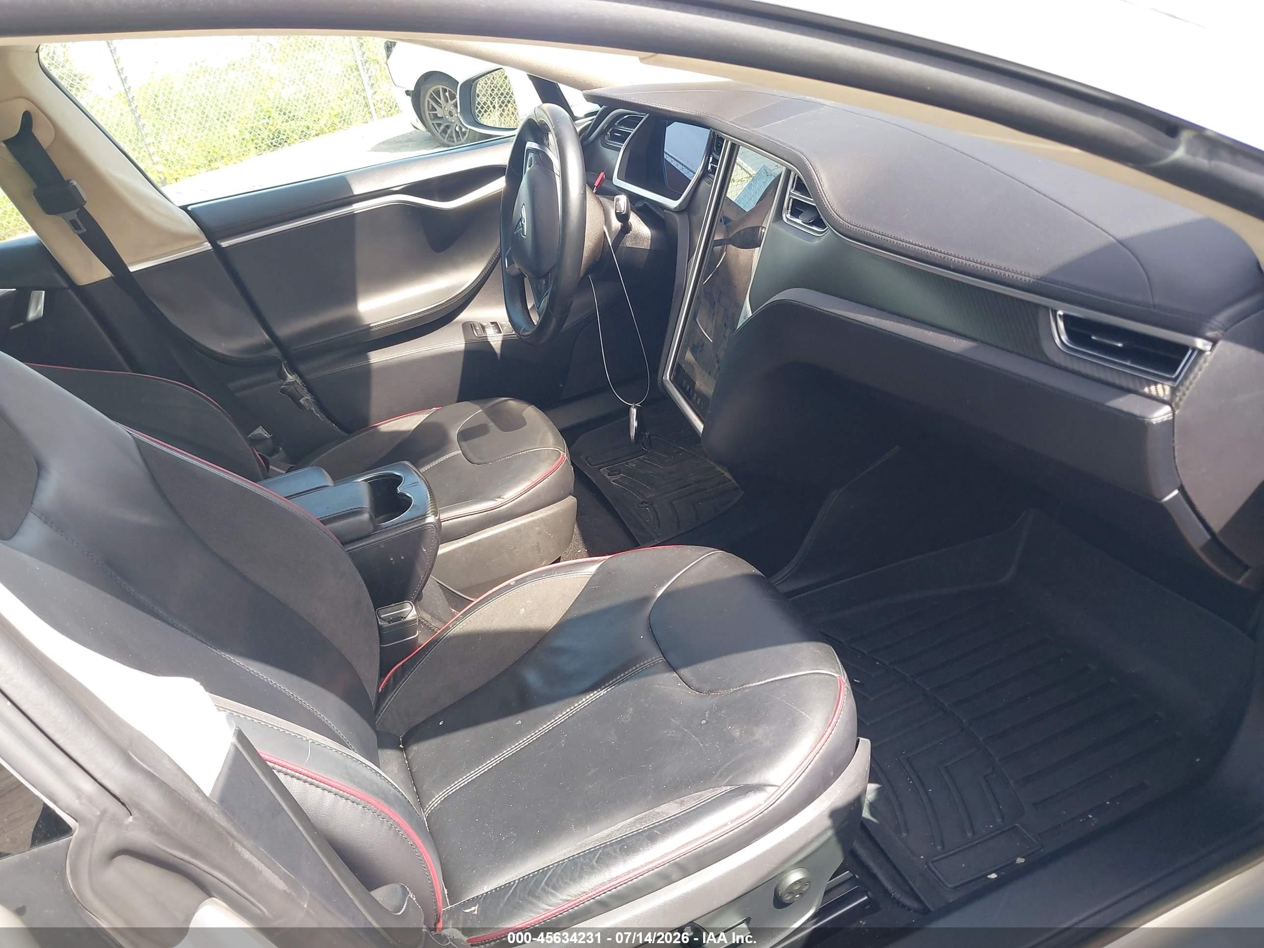 2013 Tesla Model S Performance Silver vin: 5YJSA1DP0DFP06721