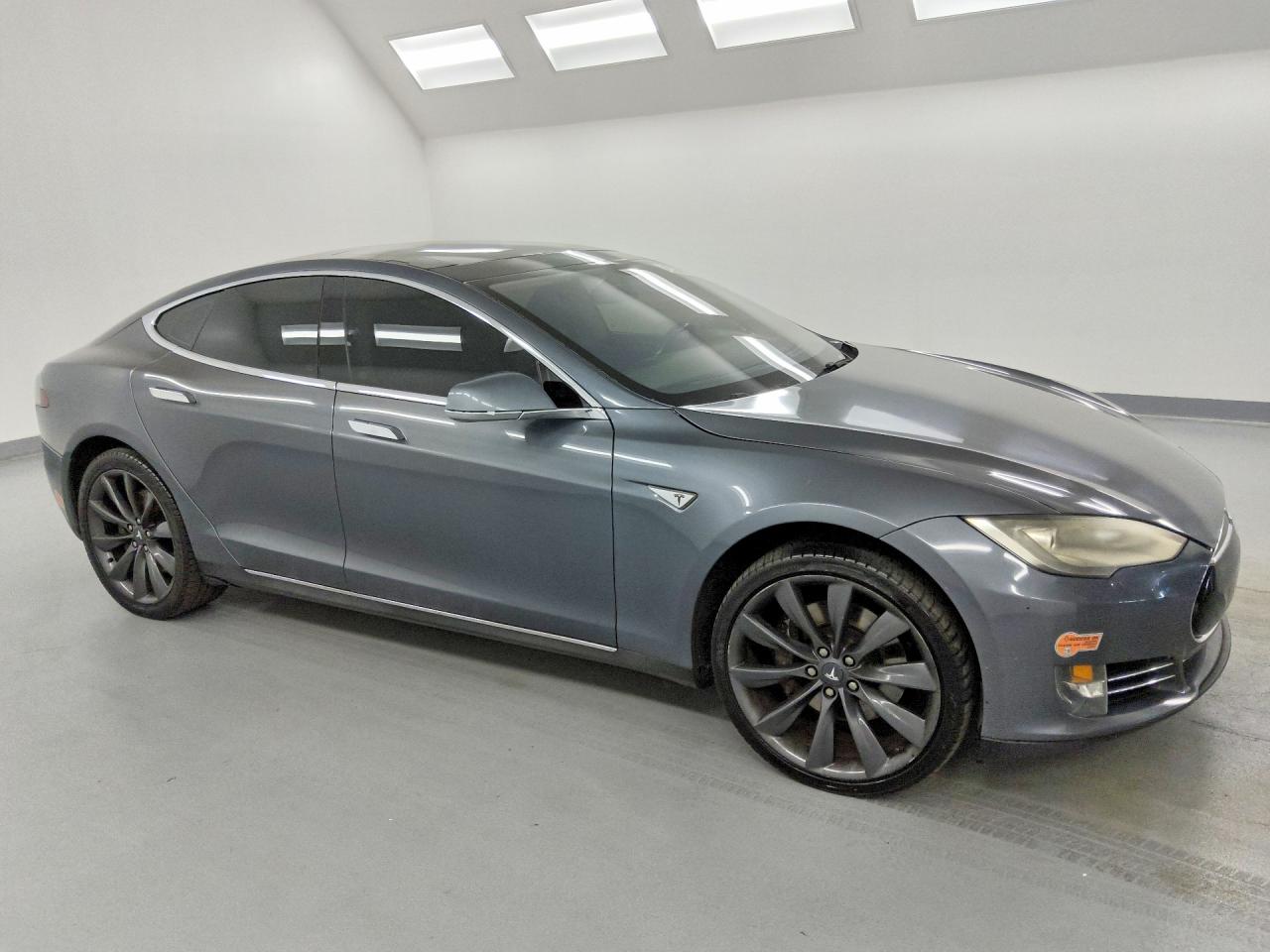 2013 Tesla Model S Gray vin: 5YJSA1DP0DFP16312