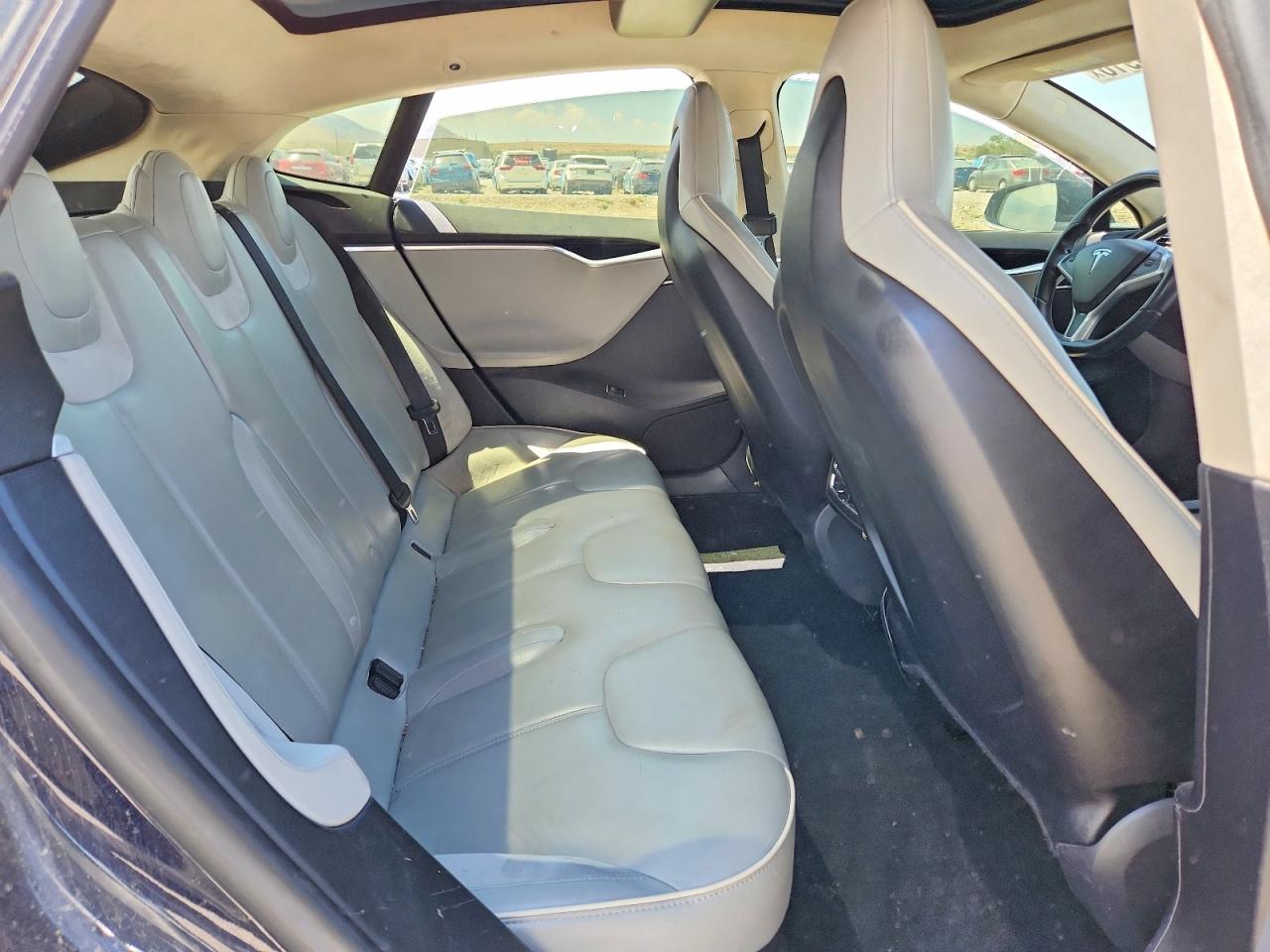 2013 Tesla Model S Blue vin: 5YJSA1DP1DFP06274