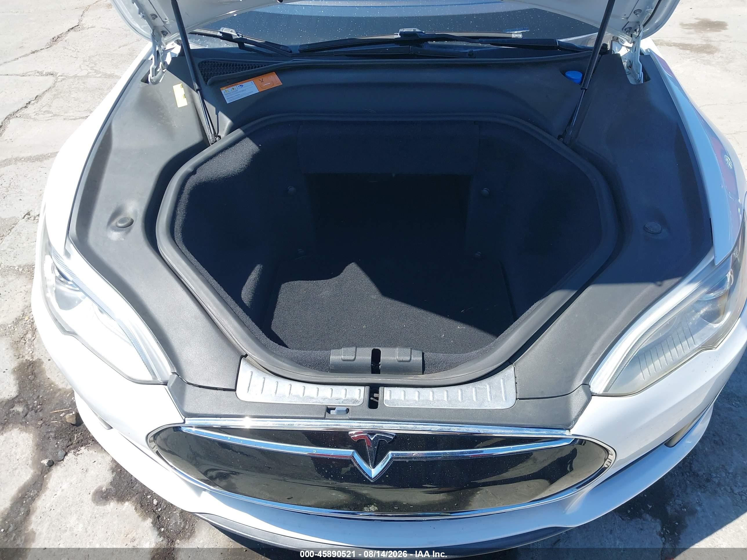 2012 Tesla Model S Performance/signature Performance White vin: 5YJSA1DP2CFP02751