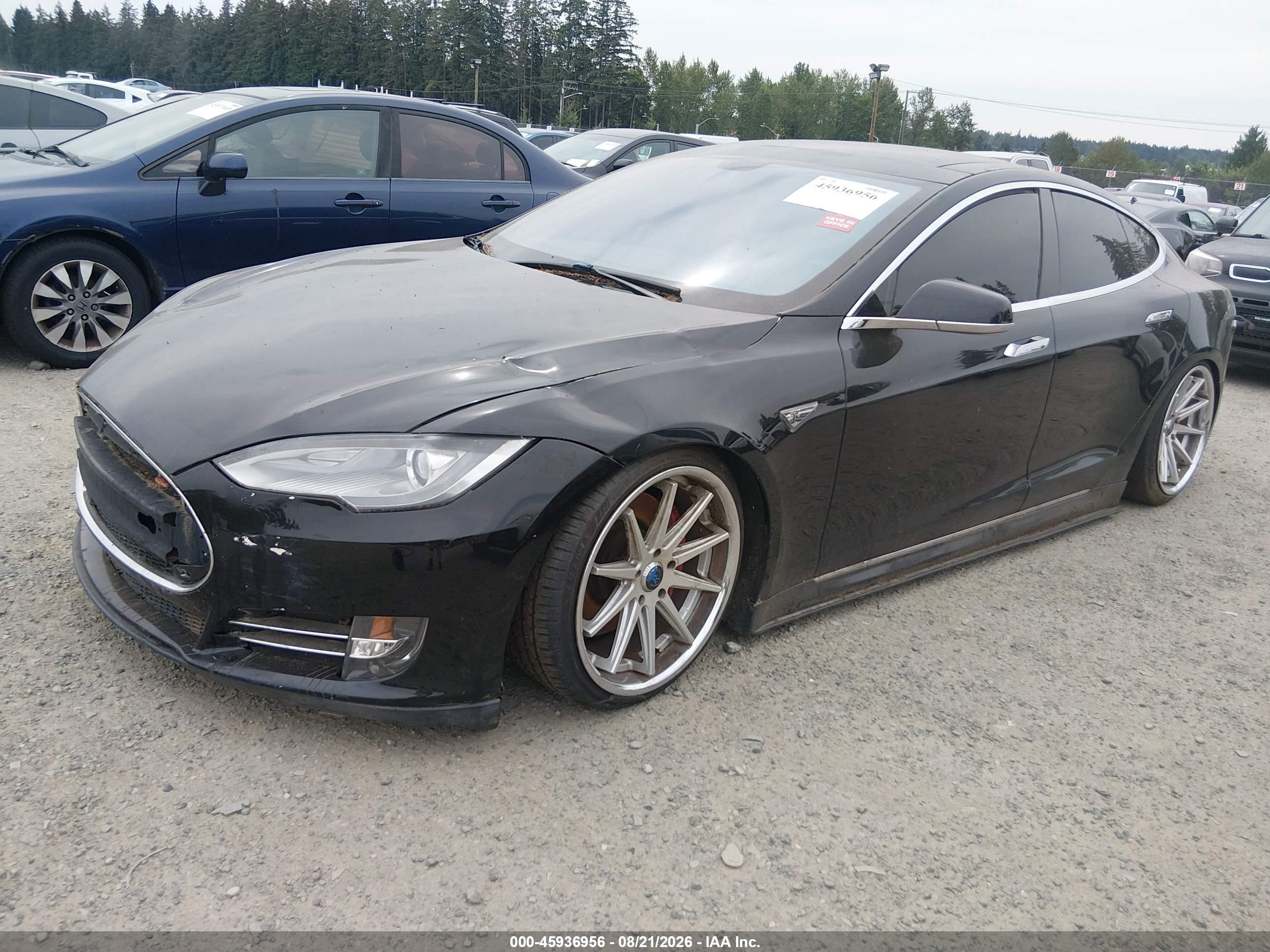 2013 Tesla Model S Performance Black vin: 5YJSA1DP3DFP08639