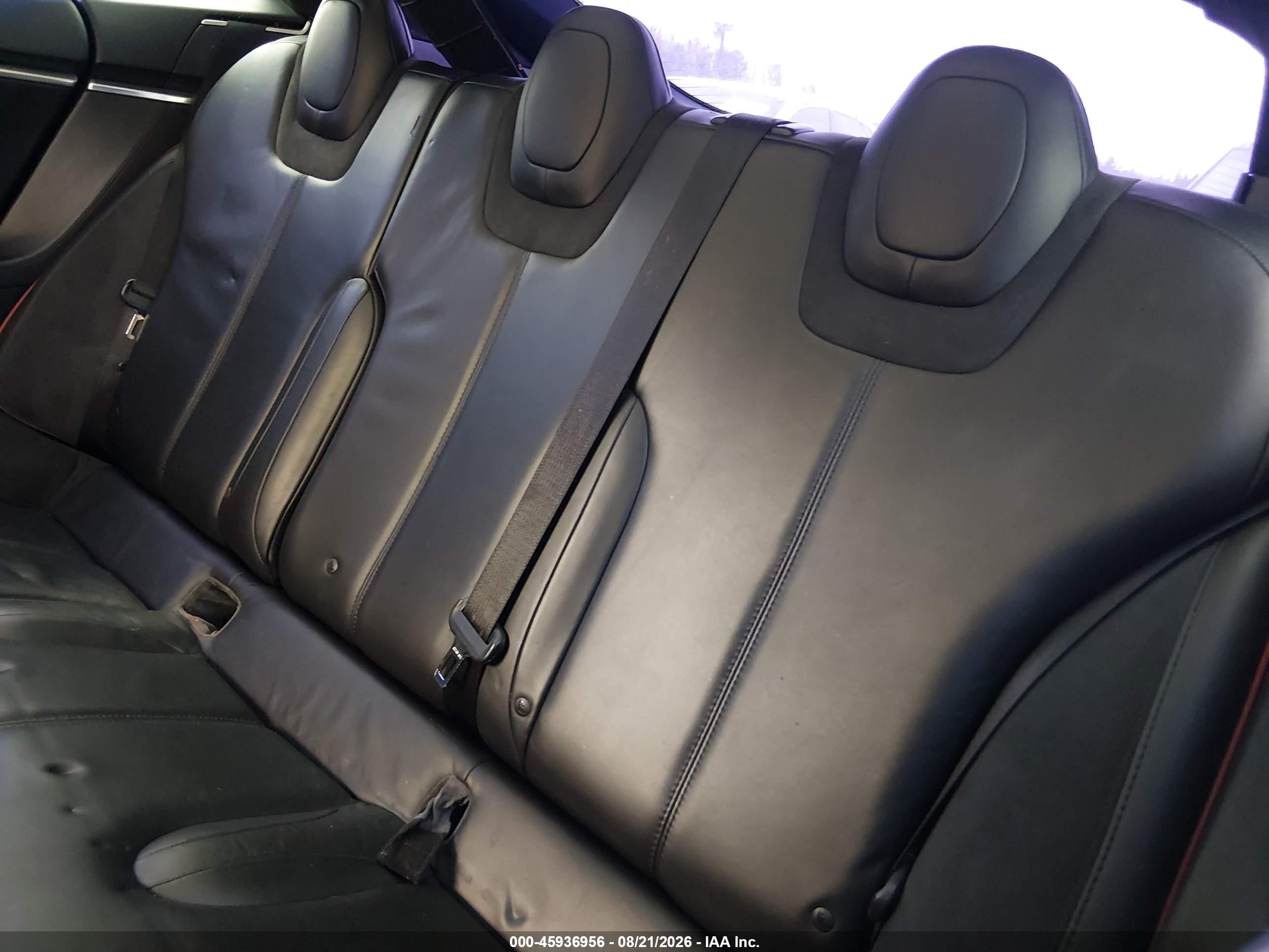 2013 Tesla Model S Performance Black vin: 5YJSA1DP3DFP08639