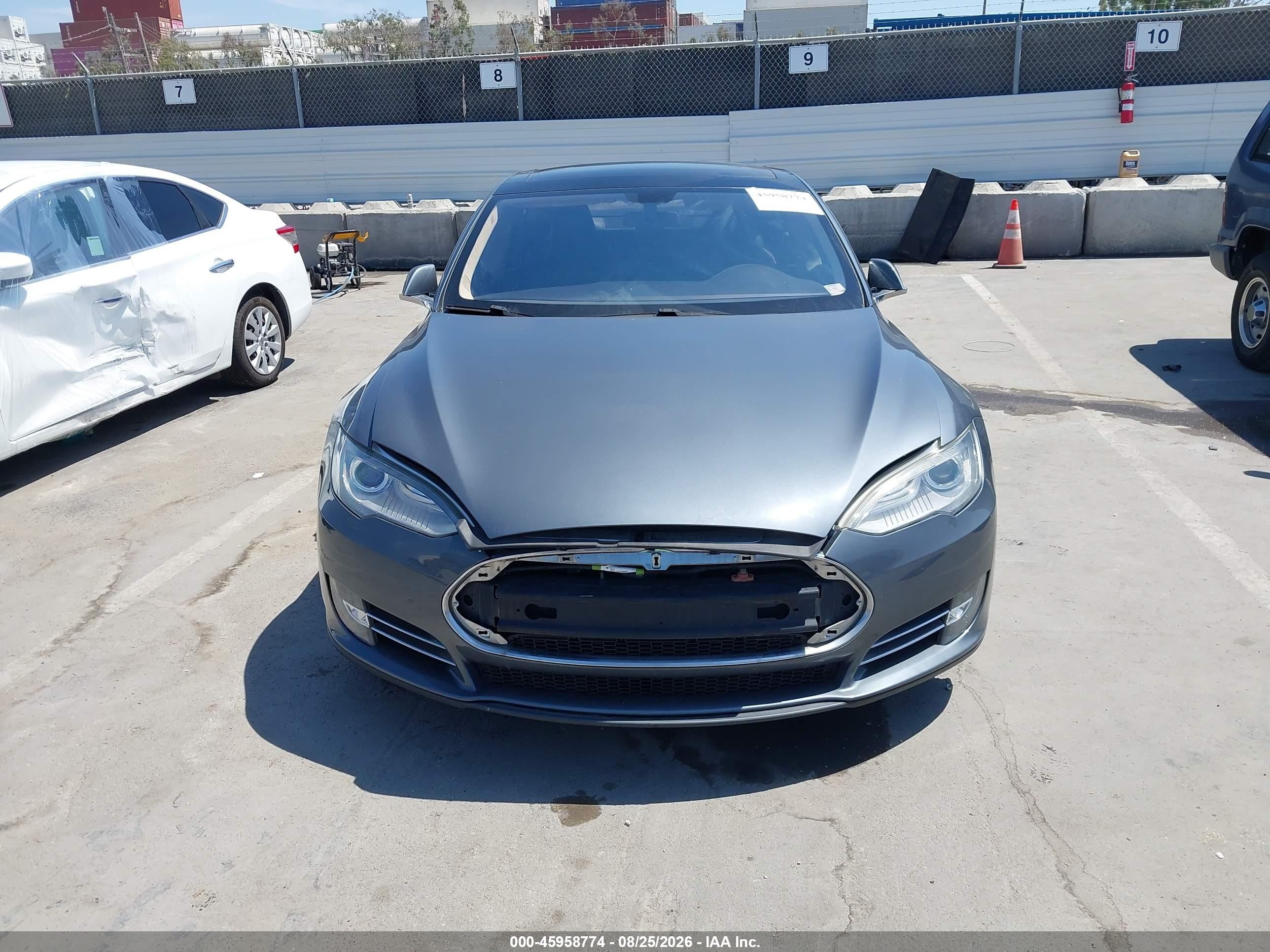 2013 Tesla Model S Performance Gray vin: 5YJSA1DP3DFP13582