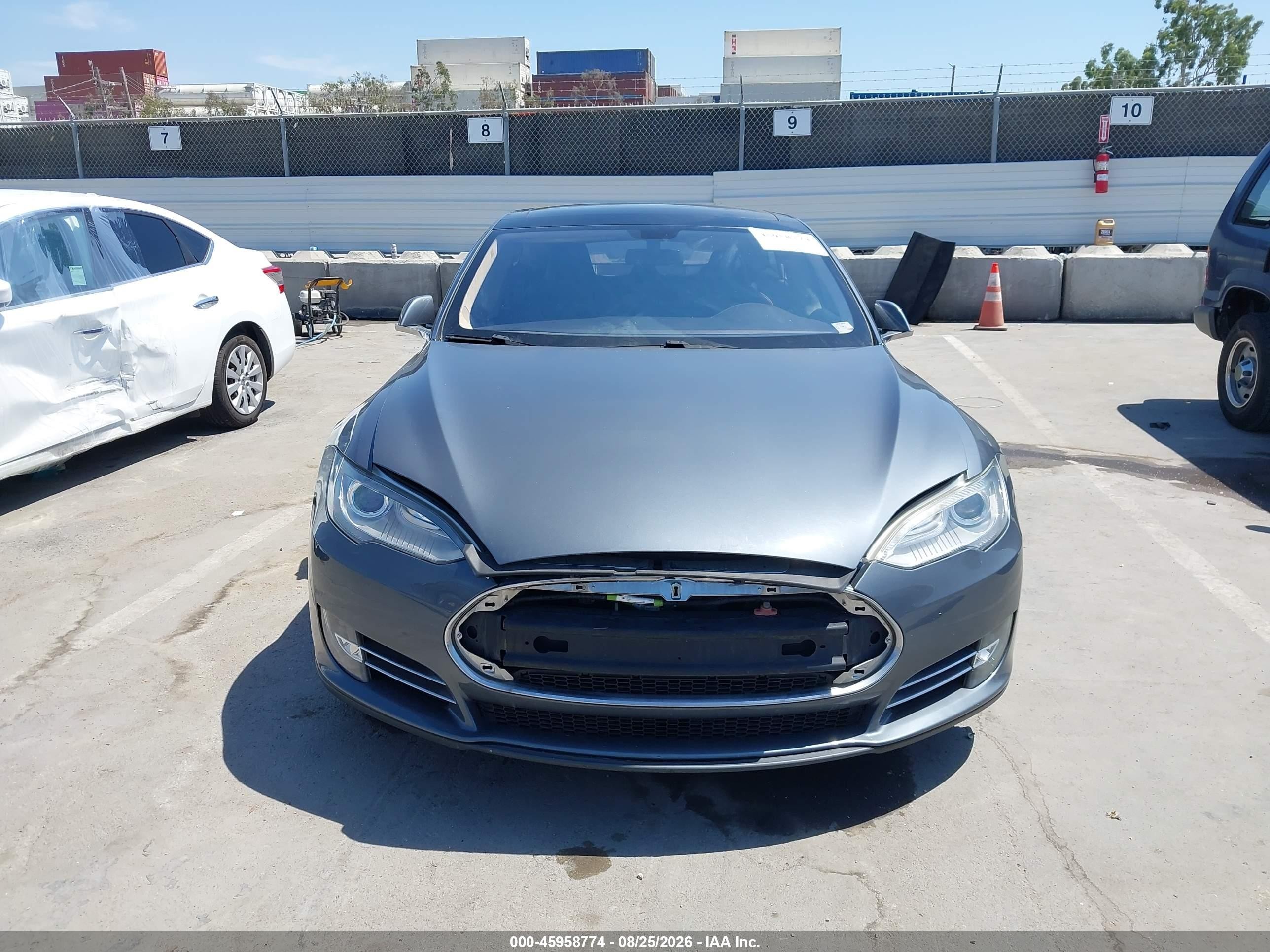 2013 Tesla Model S Performance Gray vin: 5YJSA1DP3DFP13582