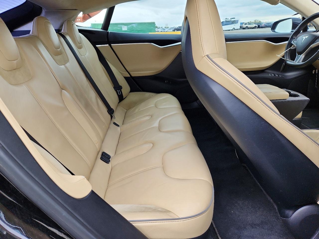 2013 Tesla Model S Black vin: 5YJSA1DP4DFP13638