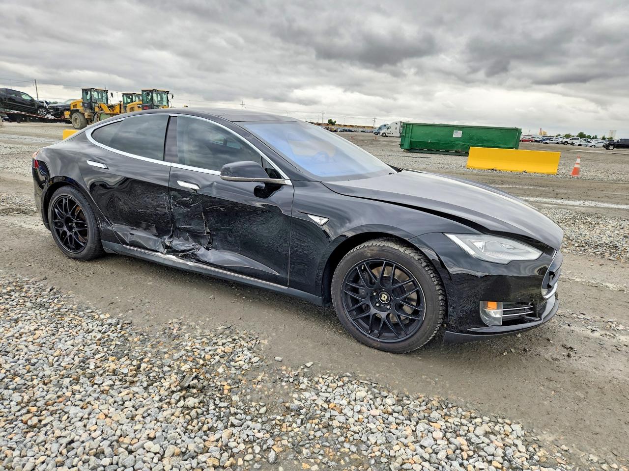 2013 Tesla Model S Black vin: 5YJSA1DP4DFP13638