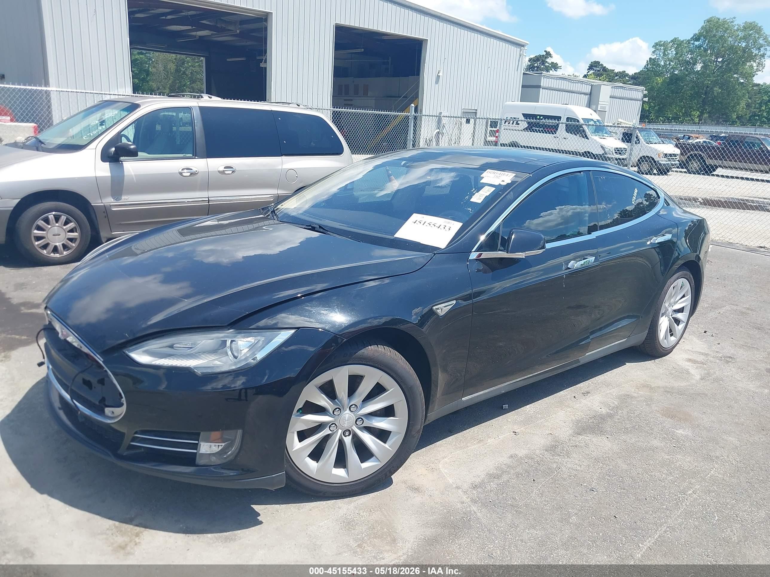 2013 Tesla Model S Performance Black vin: 5YJSA1DP4DFP26955