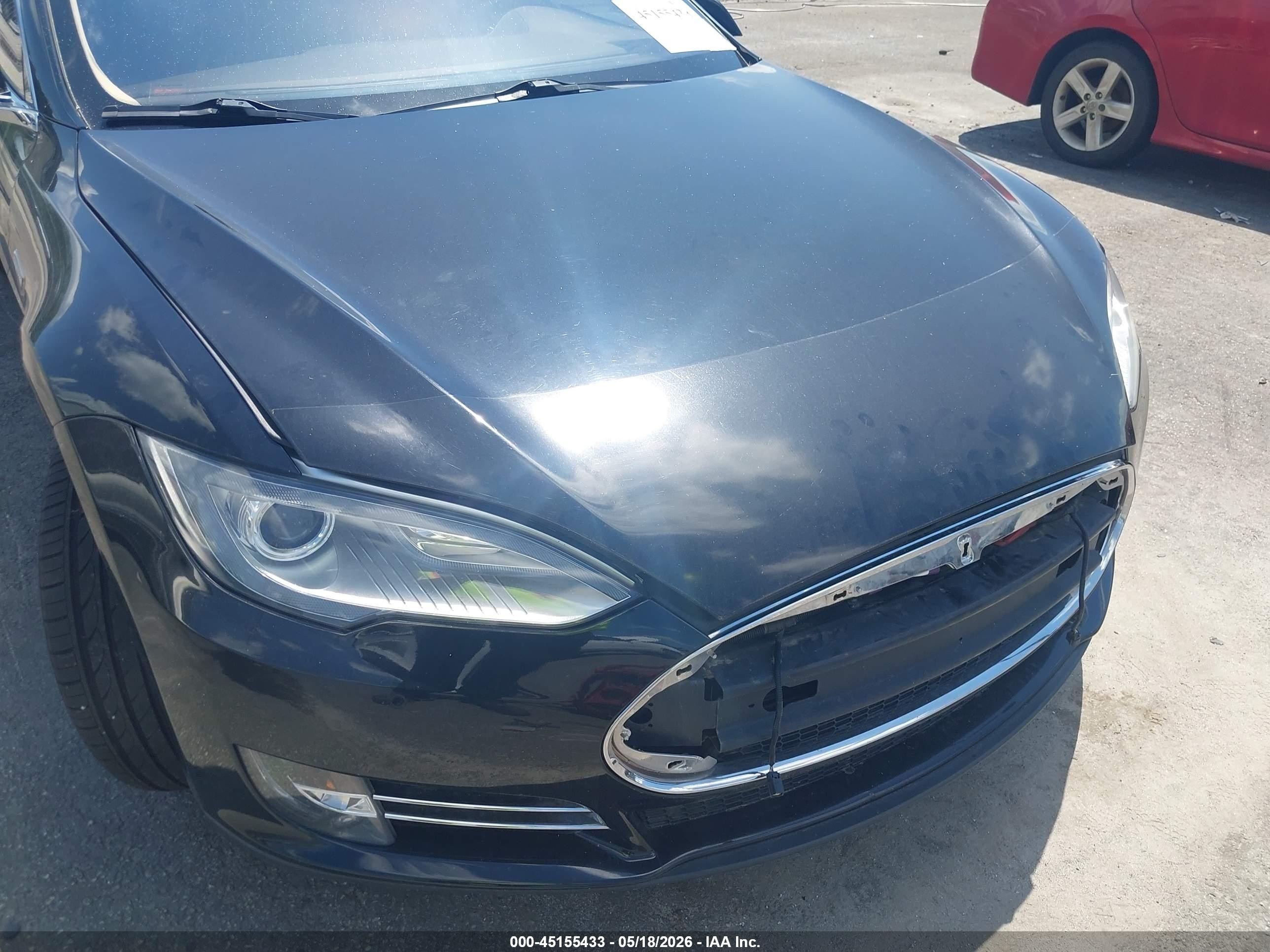 2013 Tesla Model S Performance Black vin: 5YJSA1DP4DFP26955