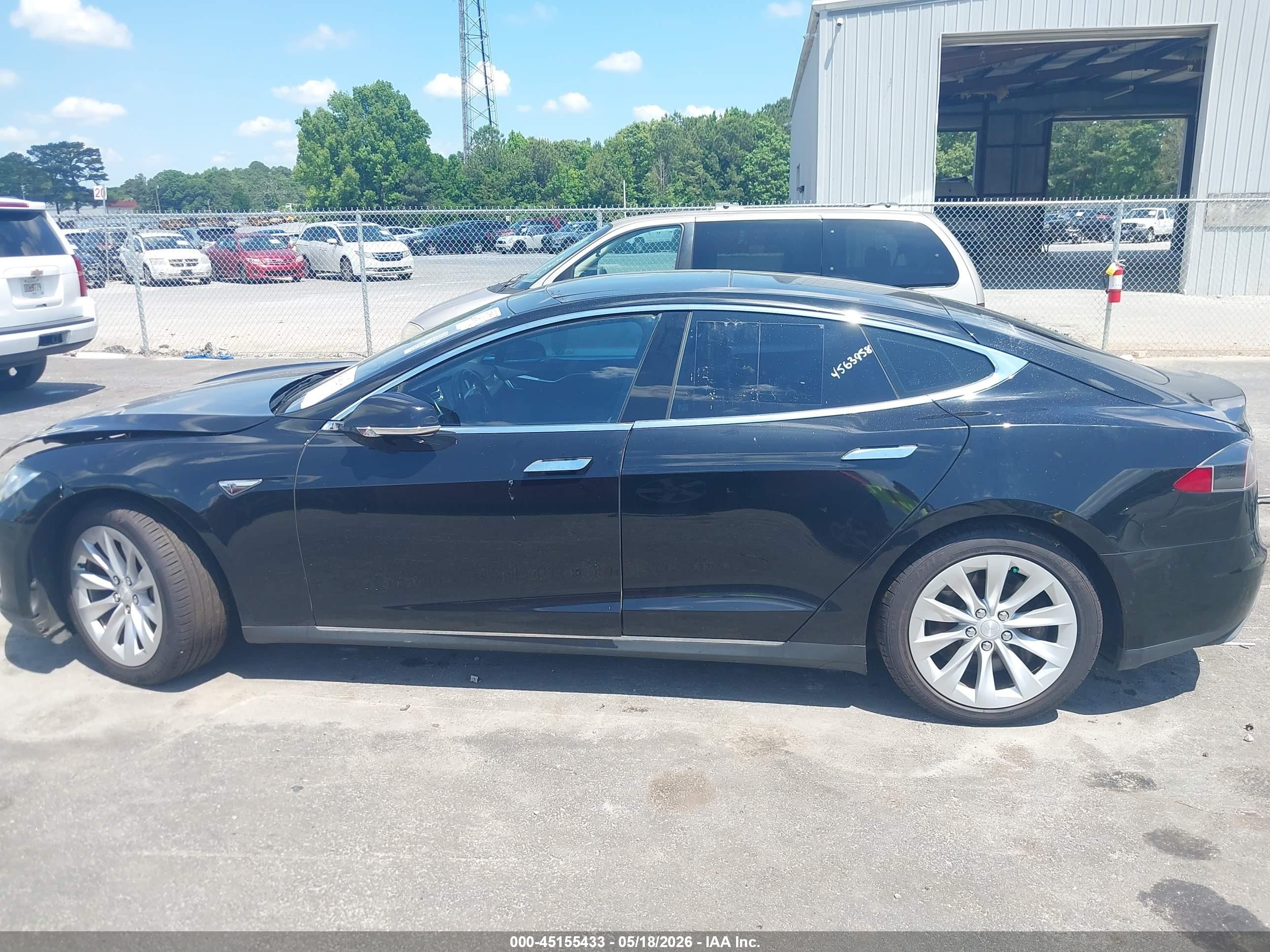 2013 Tesla Model S Performance Black vin: 5YJSA1DP4DFP26955
