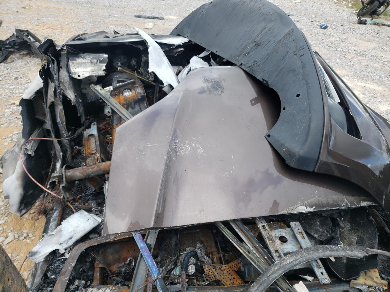 2013 Tesla Model S Burn vin: 5YJSA1DP5DFP03491