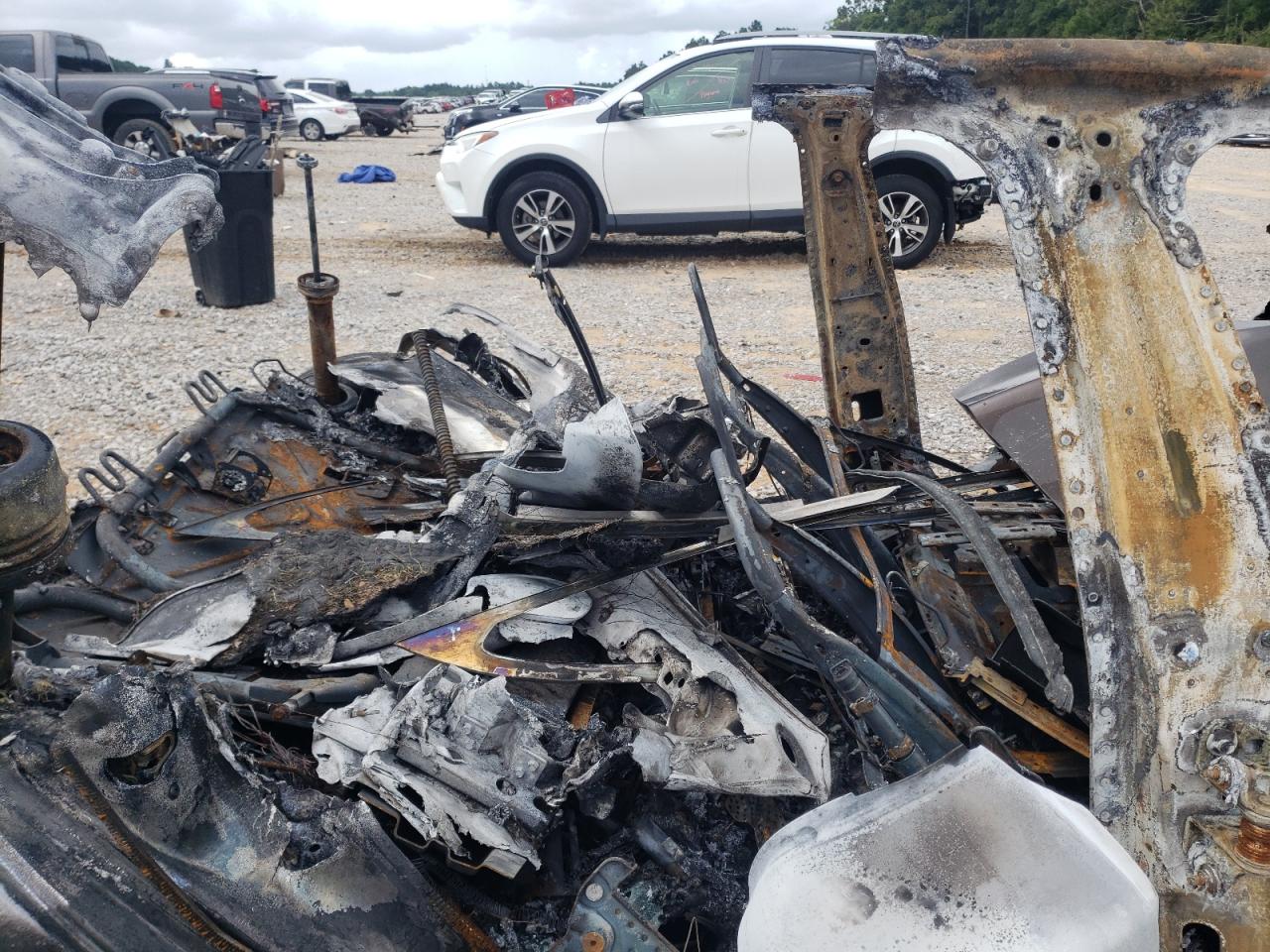 2013 Tesla Model S Burn vin: 5YJSA1DP5DFP03491
