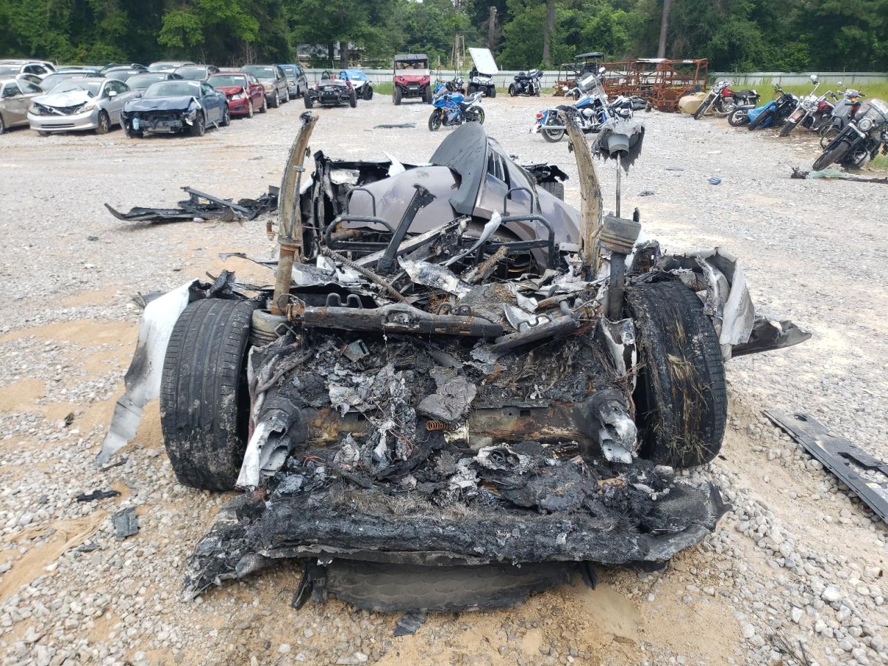 2013 Tesla Model S Burn vin: 5YJSA1DP5DFP03491