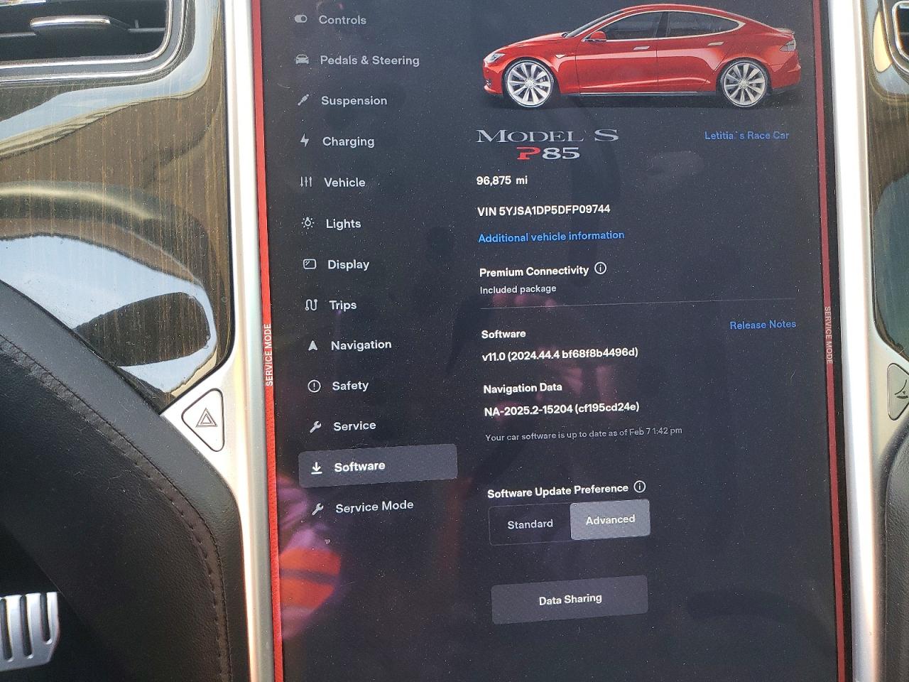 2013 Tesla Model S Red vin: 5YJSA1DP5DFP09744