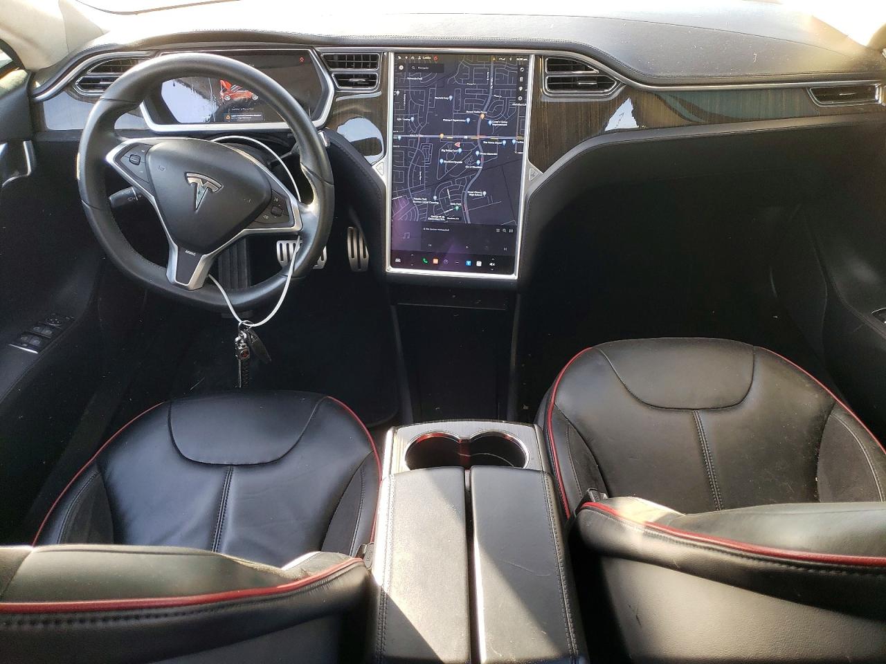 2013 Tesla Model S Red vin: 5YJSA1DP5DFP09744