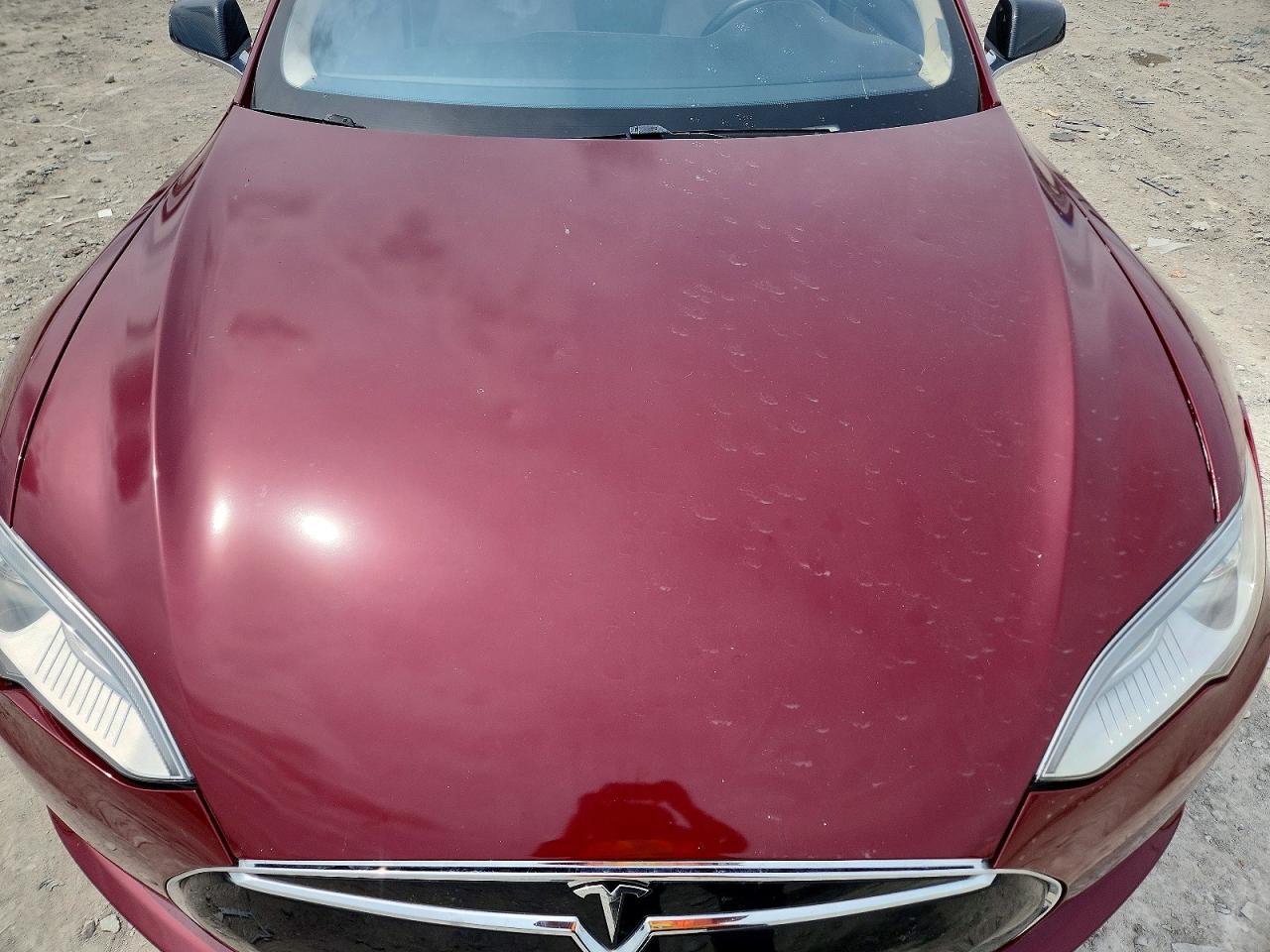 2012 Tesla Model S Maroon vin: 5YJSA1DP6CFS00227