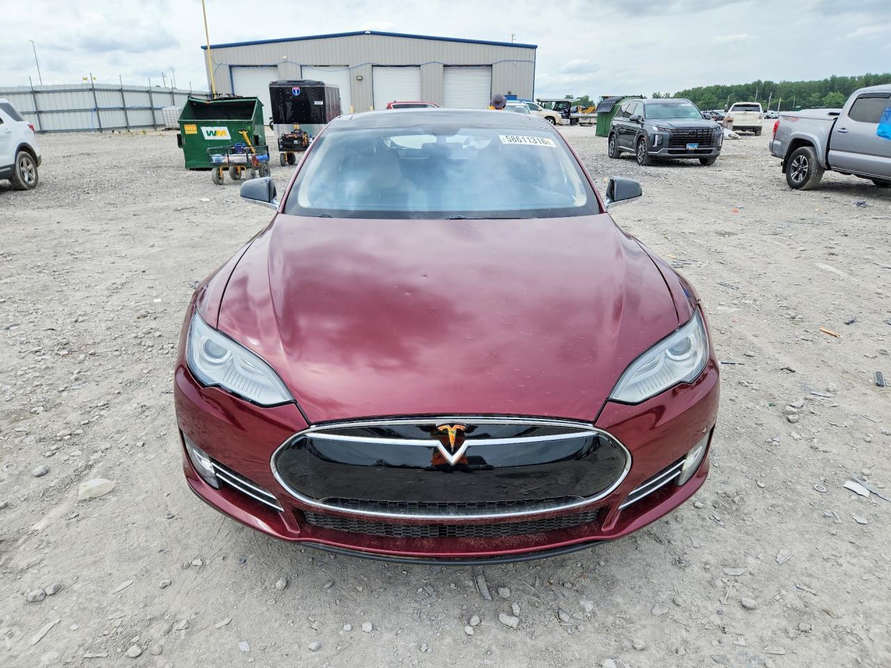 2012 Tesla Model S Maroon vin: 5YJSA1DP6CFS00227