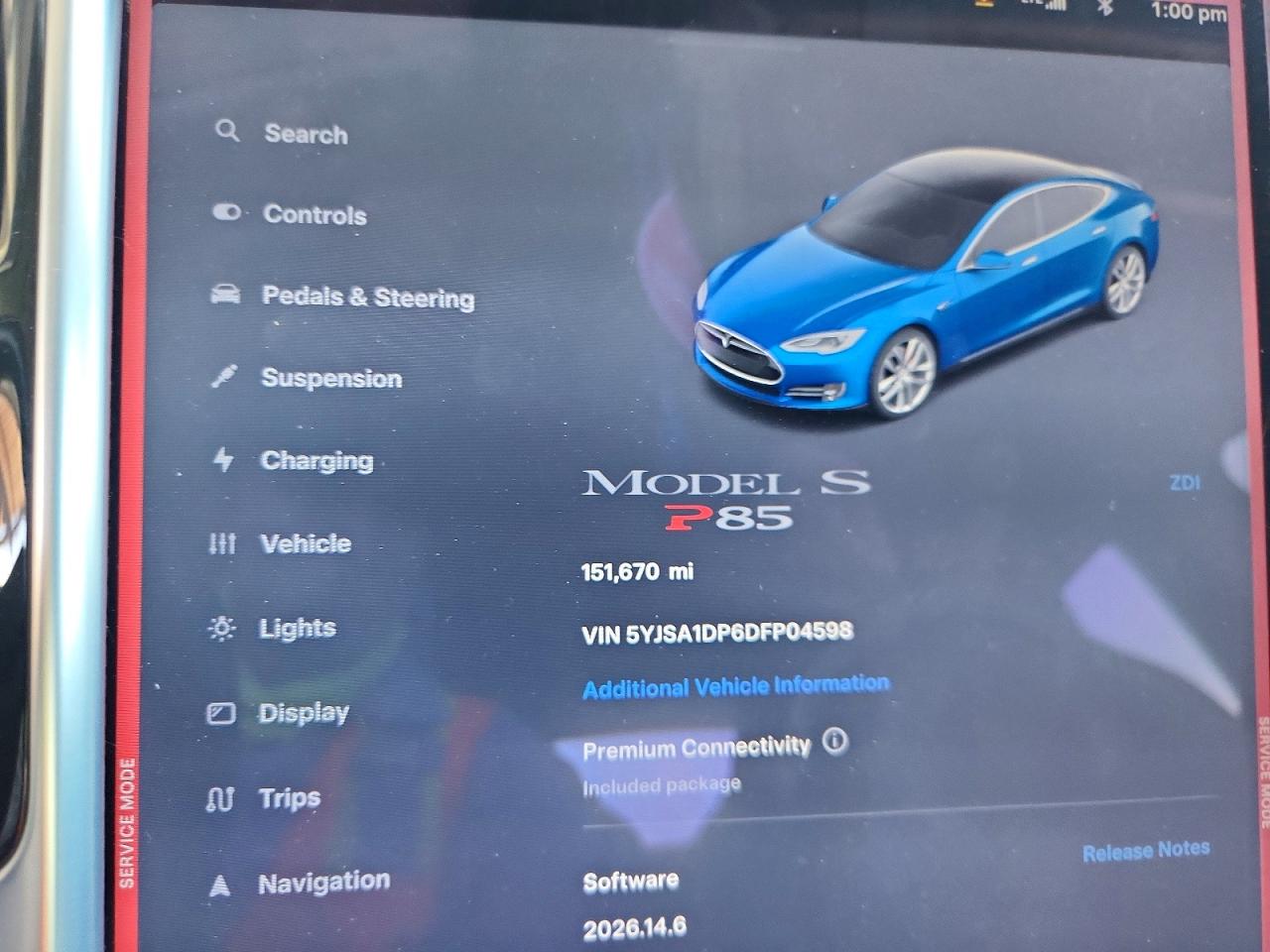 2013 Tesla Model S Blue vin: 5YJSA1DP6DFP04598