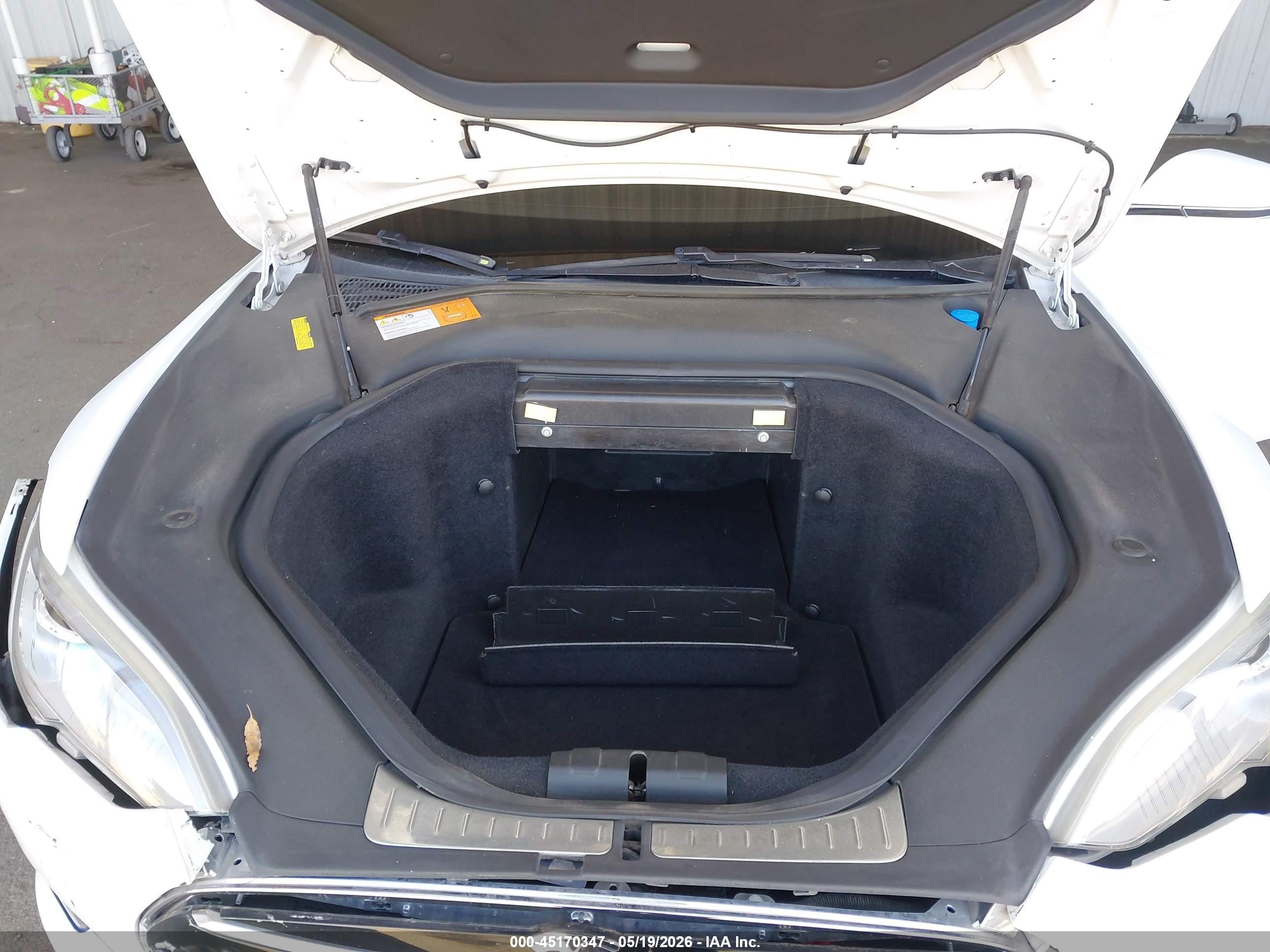 2013 Tesla Model S Performance White vin: 5YJSA1DP6DFP07629