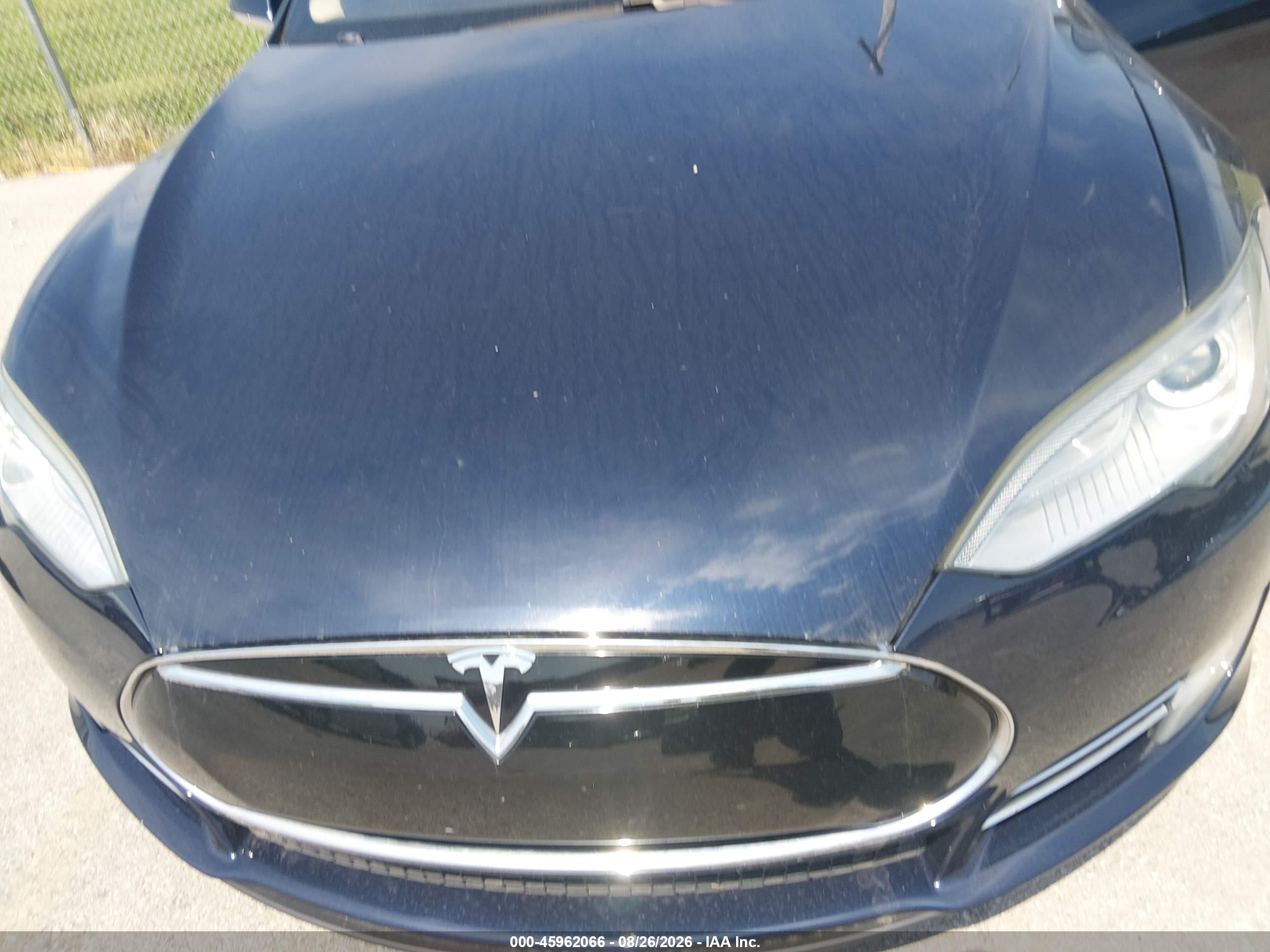 2013 Tesla Model S Performance Black vin: 5YJSA1DP7DFP06943