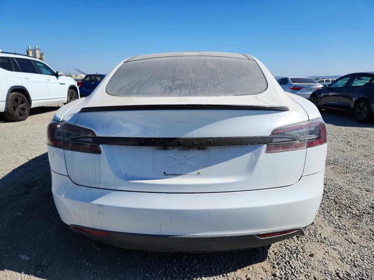 2012 Tesla Model S White vin: 5YJSA1DP8CFS01024