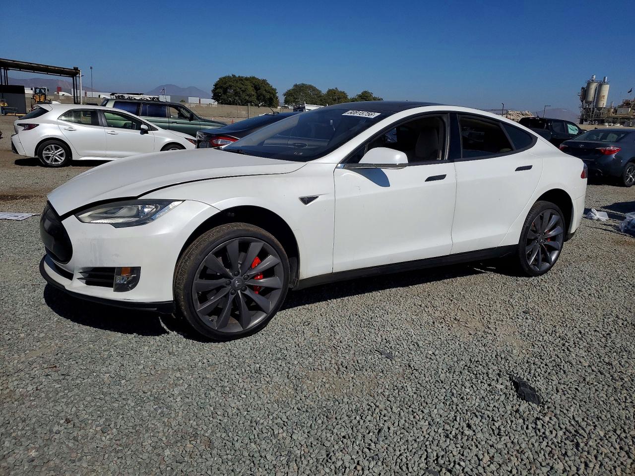 2013 Tesla Model S White vin: 5YJSA1DP9DFP13098