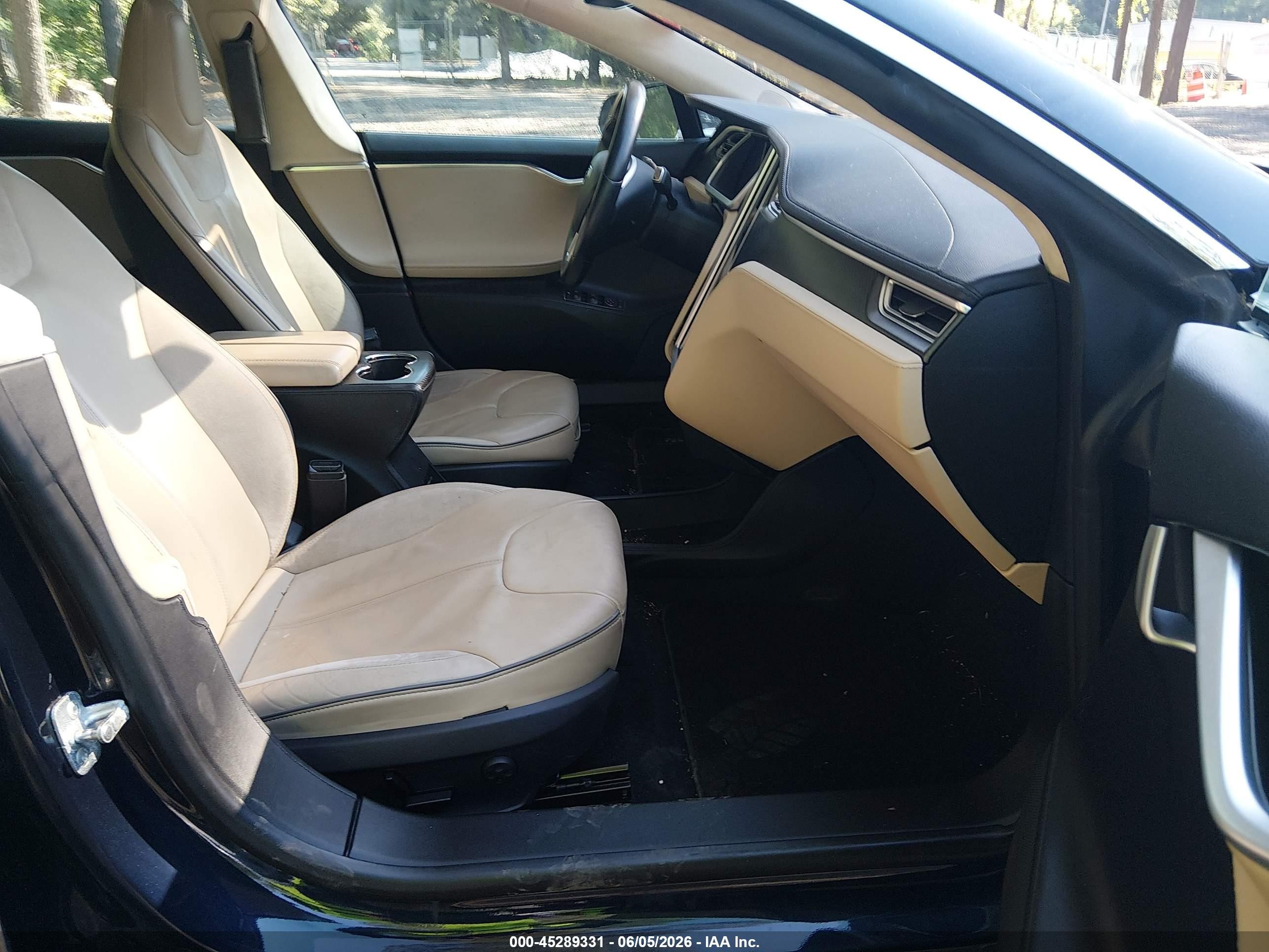 2013 Tesla Model S Performance Dark Blue vin: 5YJSA1DPXDFP15751