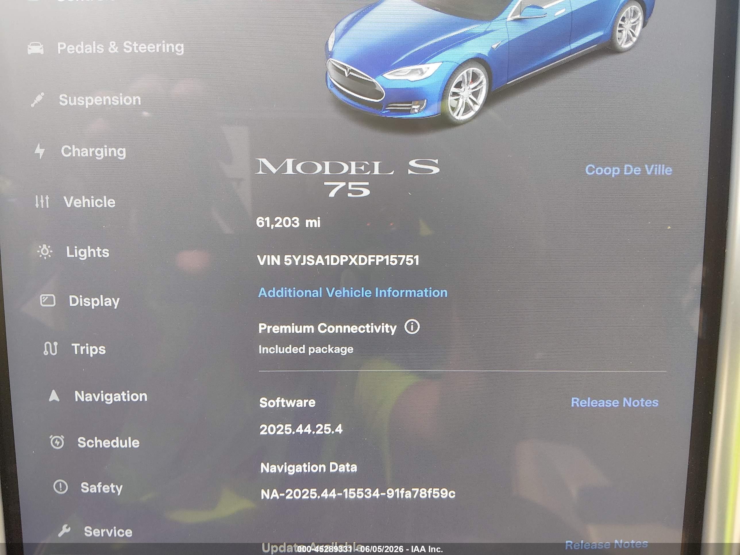 2013 Tesla Model S Performance Dark Blue vin: 5YJSA1DPXDFP15751