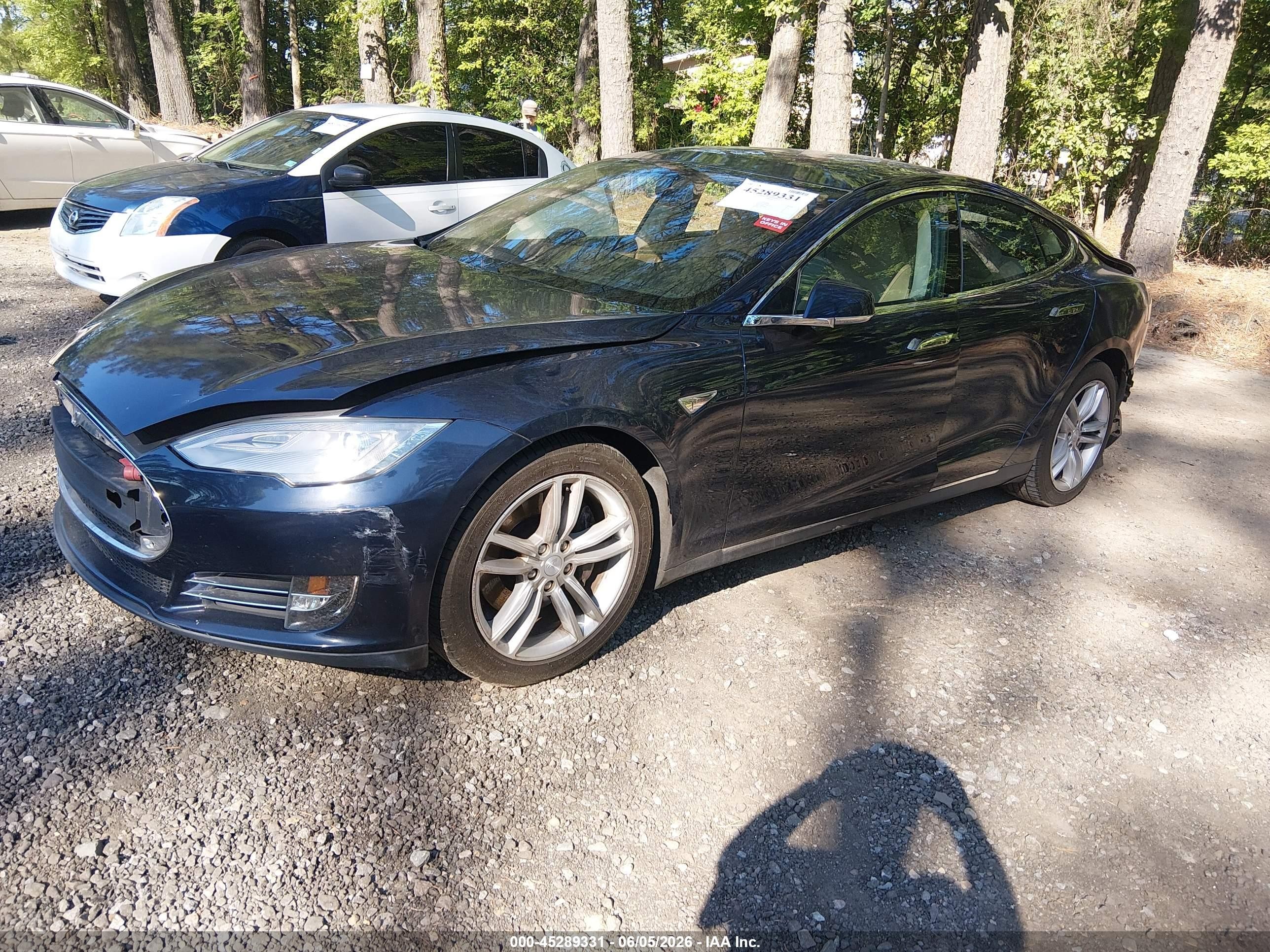 2013 Tesla Model S Performance Dark Blue vin: 5YJSA1DPXDFP15751