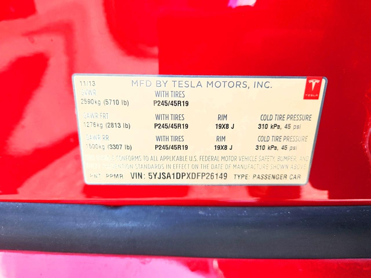 2013 Tesla Model S Red vin: 5YJSA1DPXDFP26149