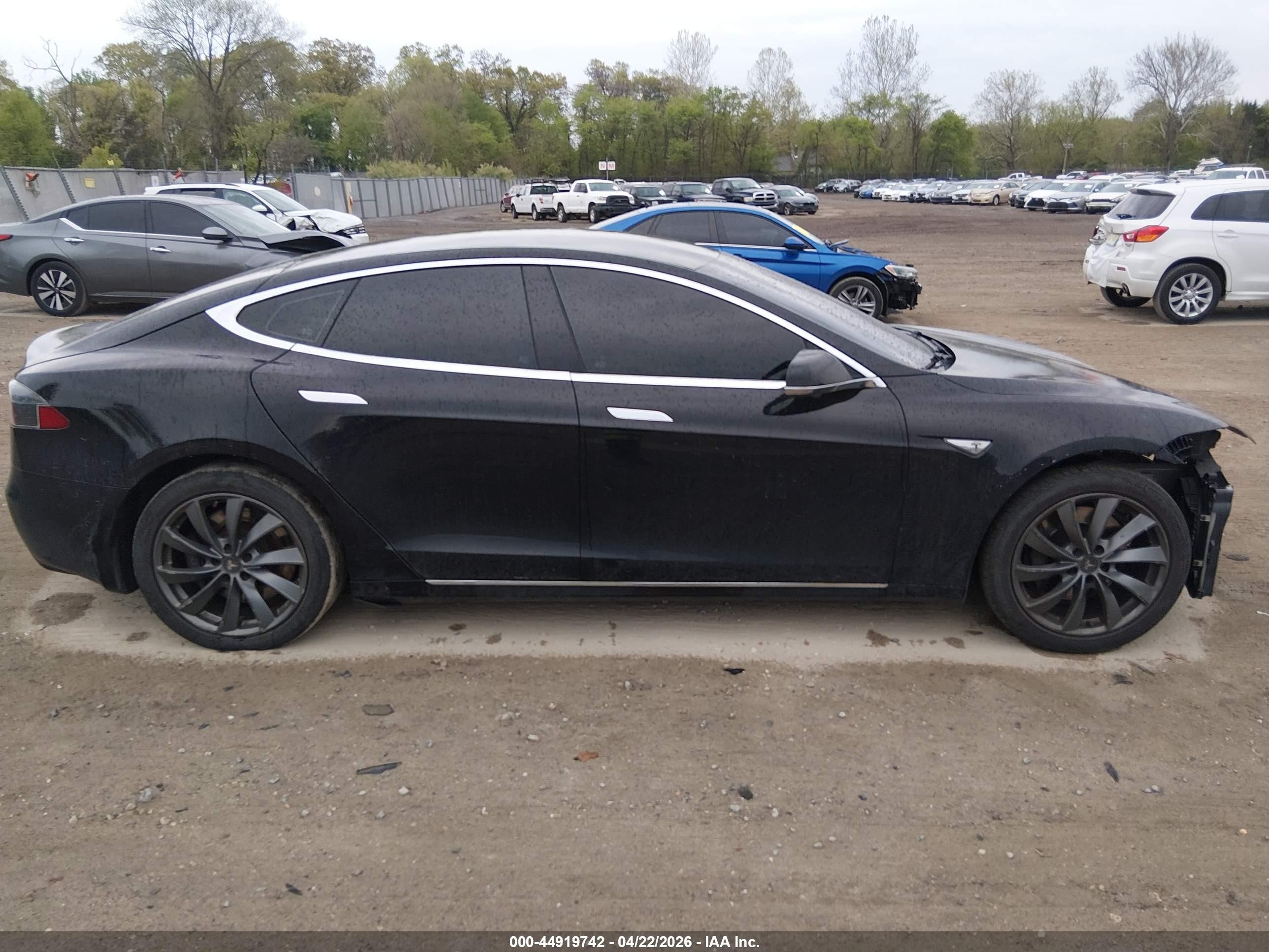 2016 Tesla Model S 60/70/75/85 Черный vin: 5YJSA1E11GF150319