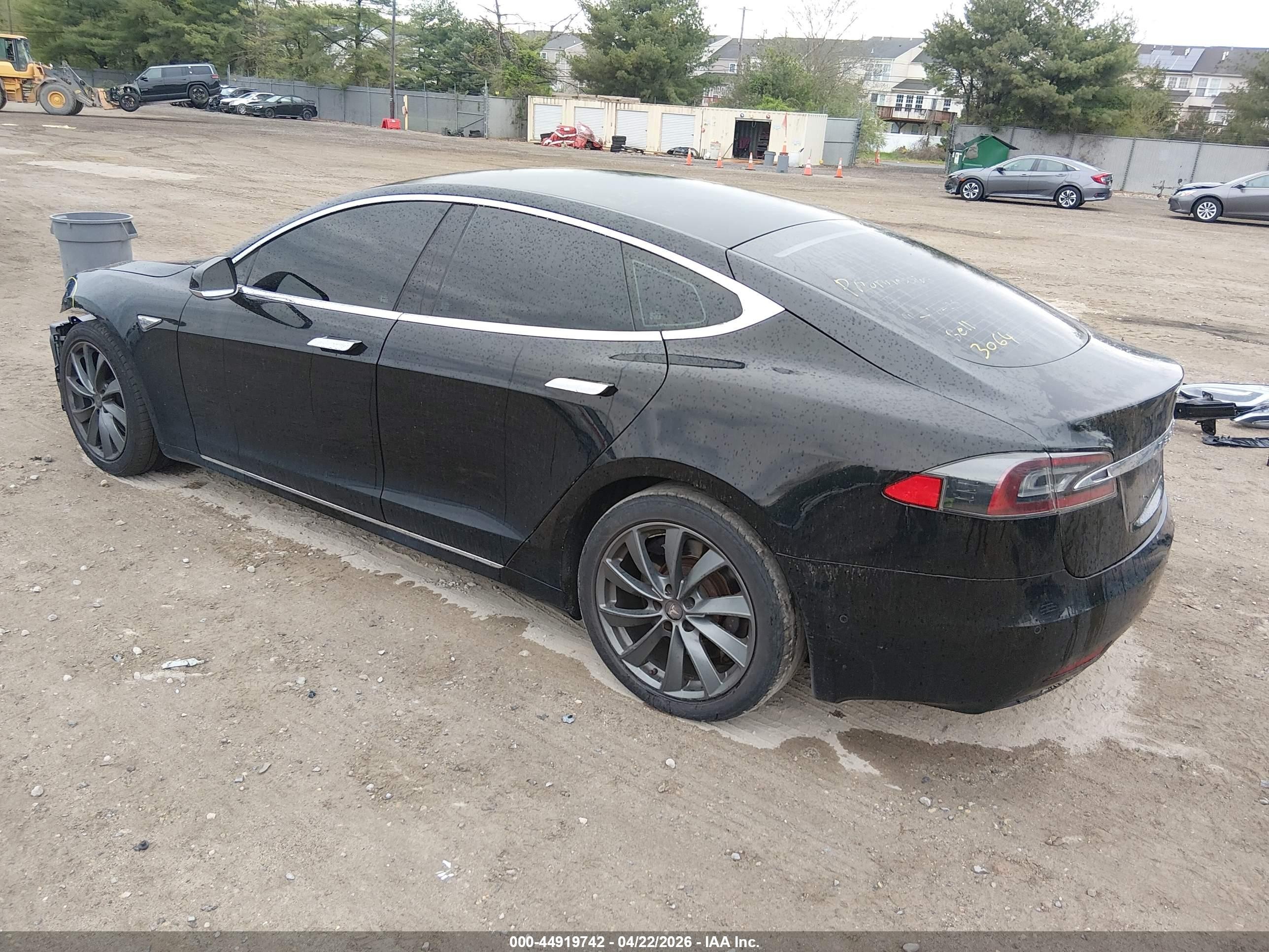 2016 Tesla Model S 60/70/75/85 Черный vin: 5YJSA1E11GF150319