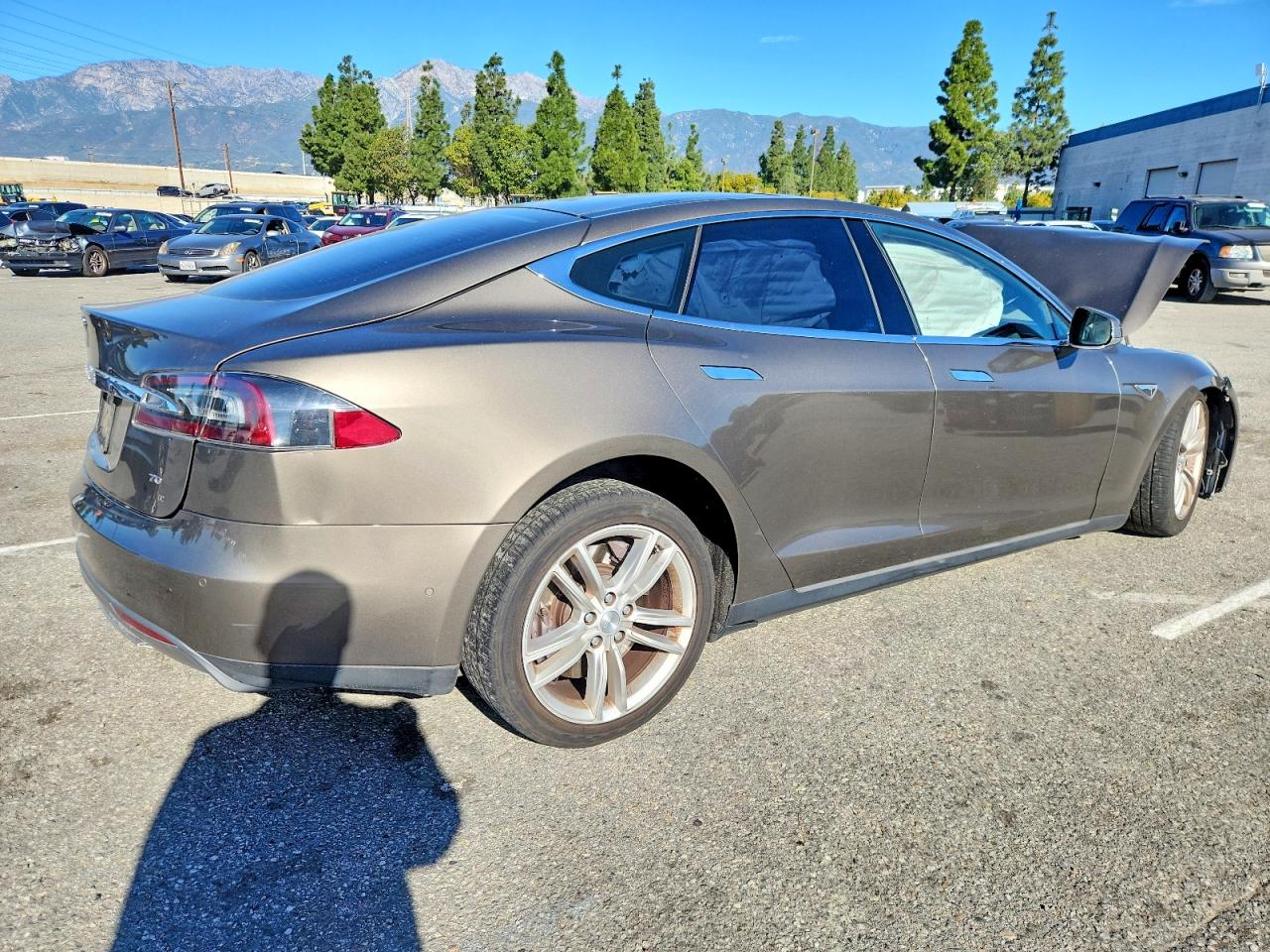 2015 Tesla Model S Tan vin: 5YJSA1E13FF109690