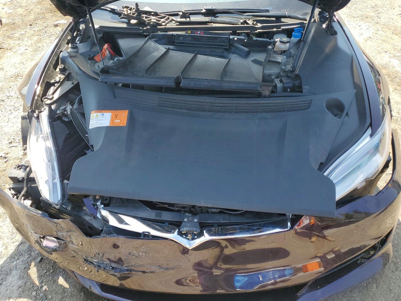 2016 Tesla Model S Фиолетовый vin: 5YJSA1E13GF174122