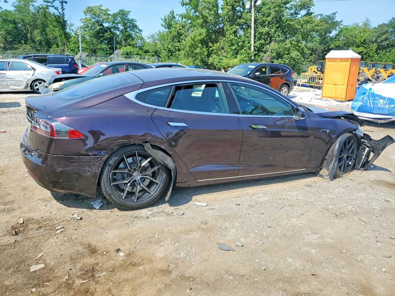 2016 Tesla Model S Фиолетовый vin: 5YJSA1E13GF174122