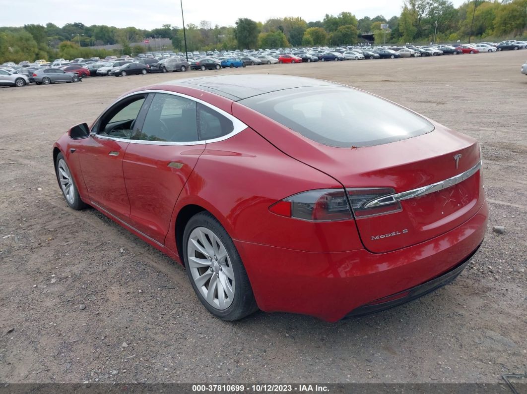 2017 Tesla Model S 60/75 Красный vin: 5YJSA1E13HF176860