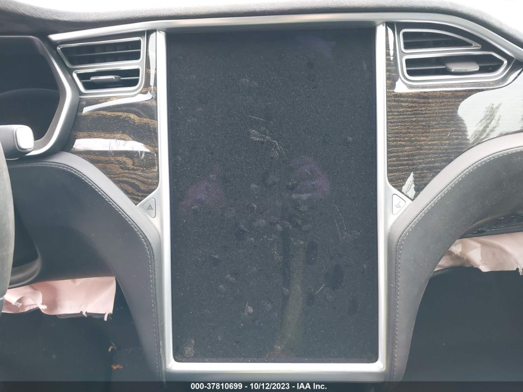 2017 Tesla Model S 60/75 Красный vin: 5YJSA1E13HF176860