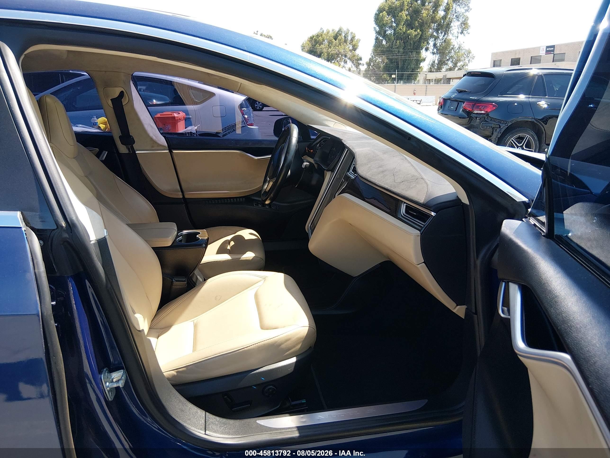 2015 Tesla Model S 60/70/85 Blue vin: 5YJSA1E15FF113885