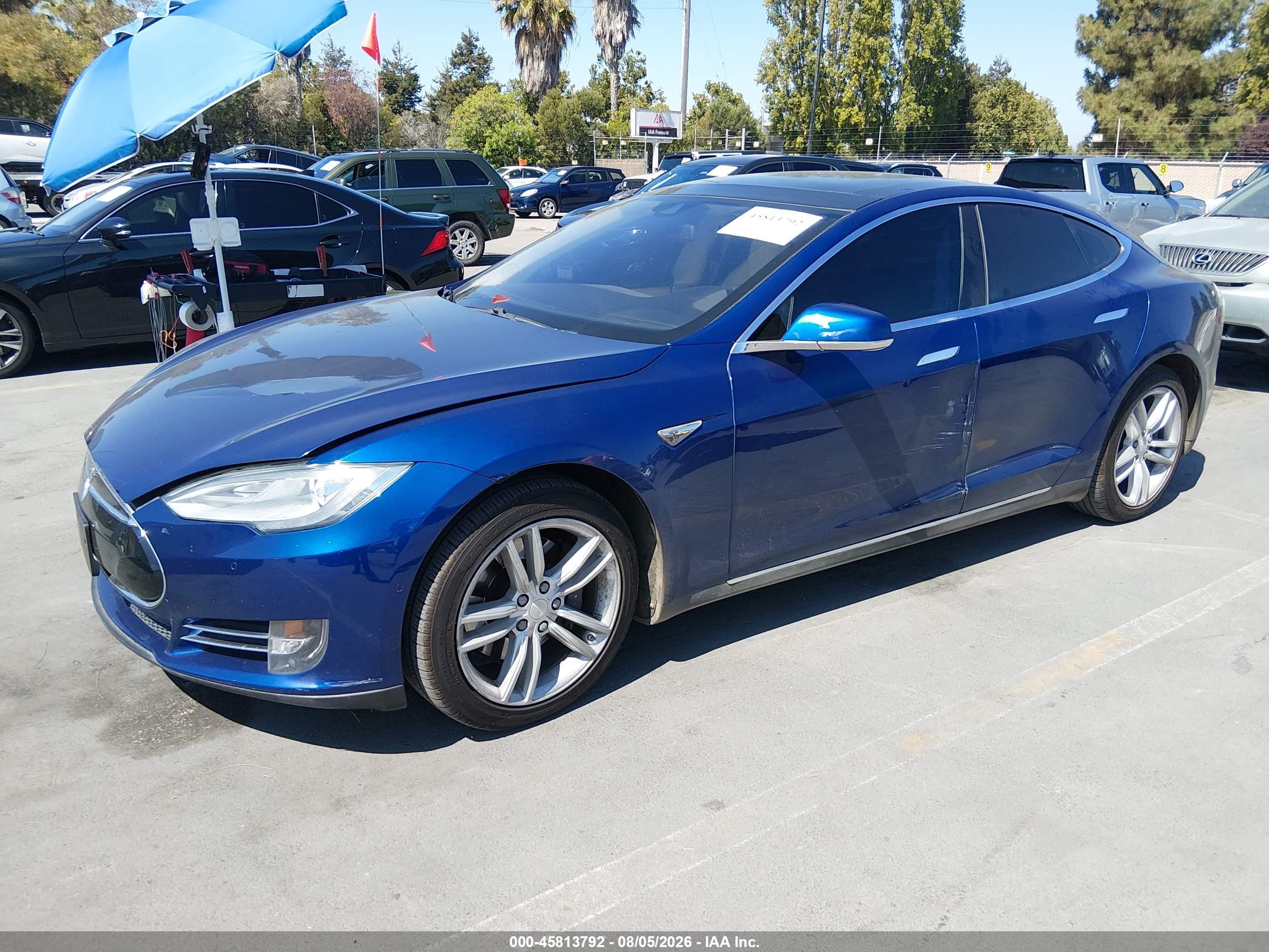 2015 Tesla Model S 60/70/85 Blue vin: 5YJSA1E15FF113885