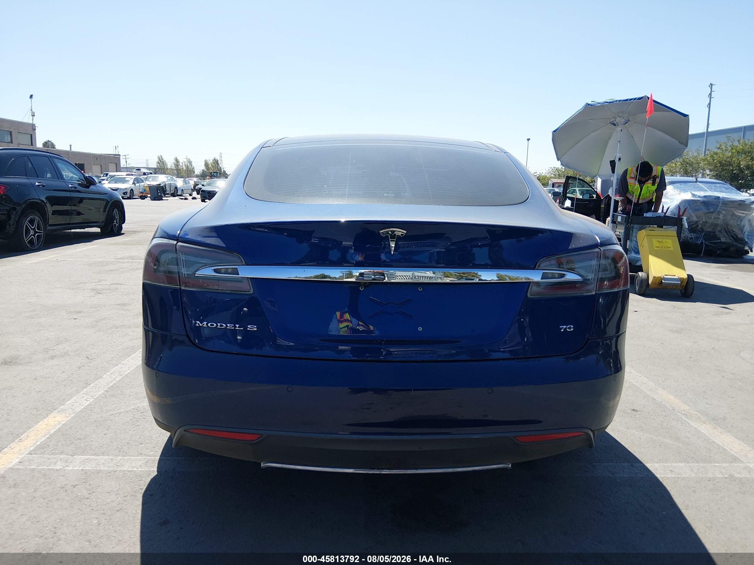 2015 Tesla Model S 60/70/85 Blue vin: 5YJSA1E15FF113885