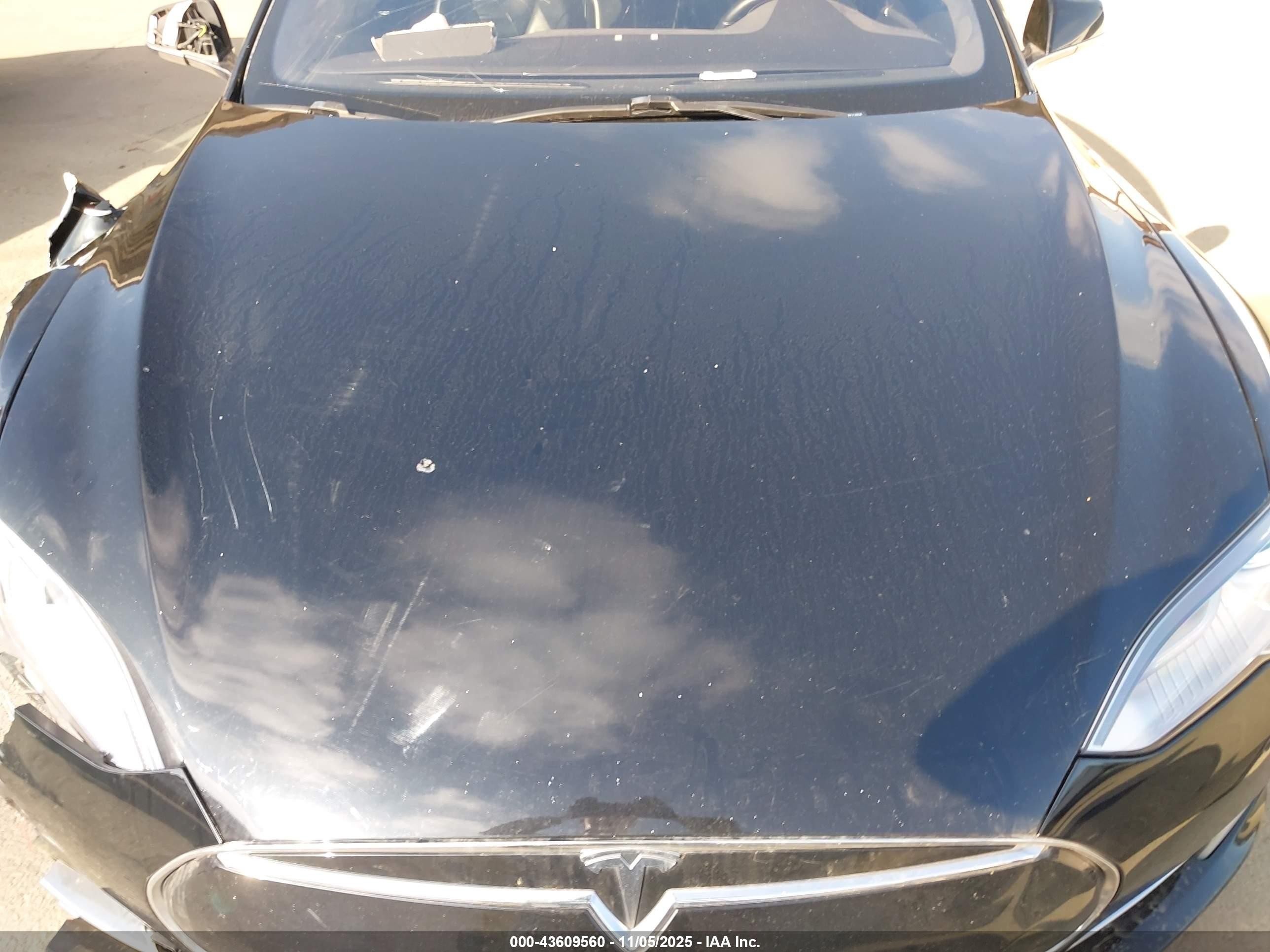 2015 Tesla Model S 60/70/85 Black vin: 5YJSA1E19FF116630