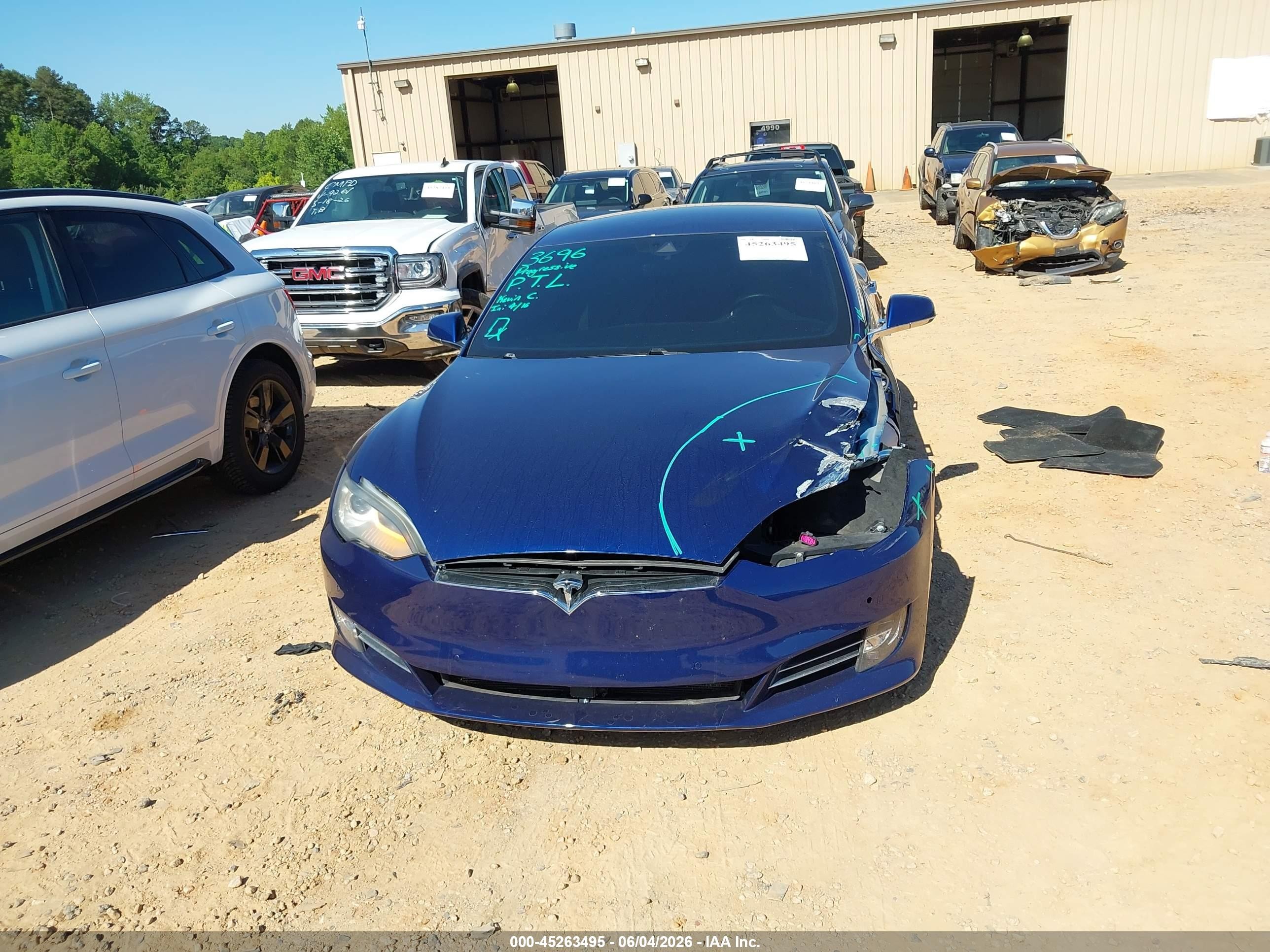 2015 Tesla Model S 70d/85d/p85d Blue vin: 5YJSA1E21FF103704