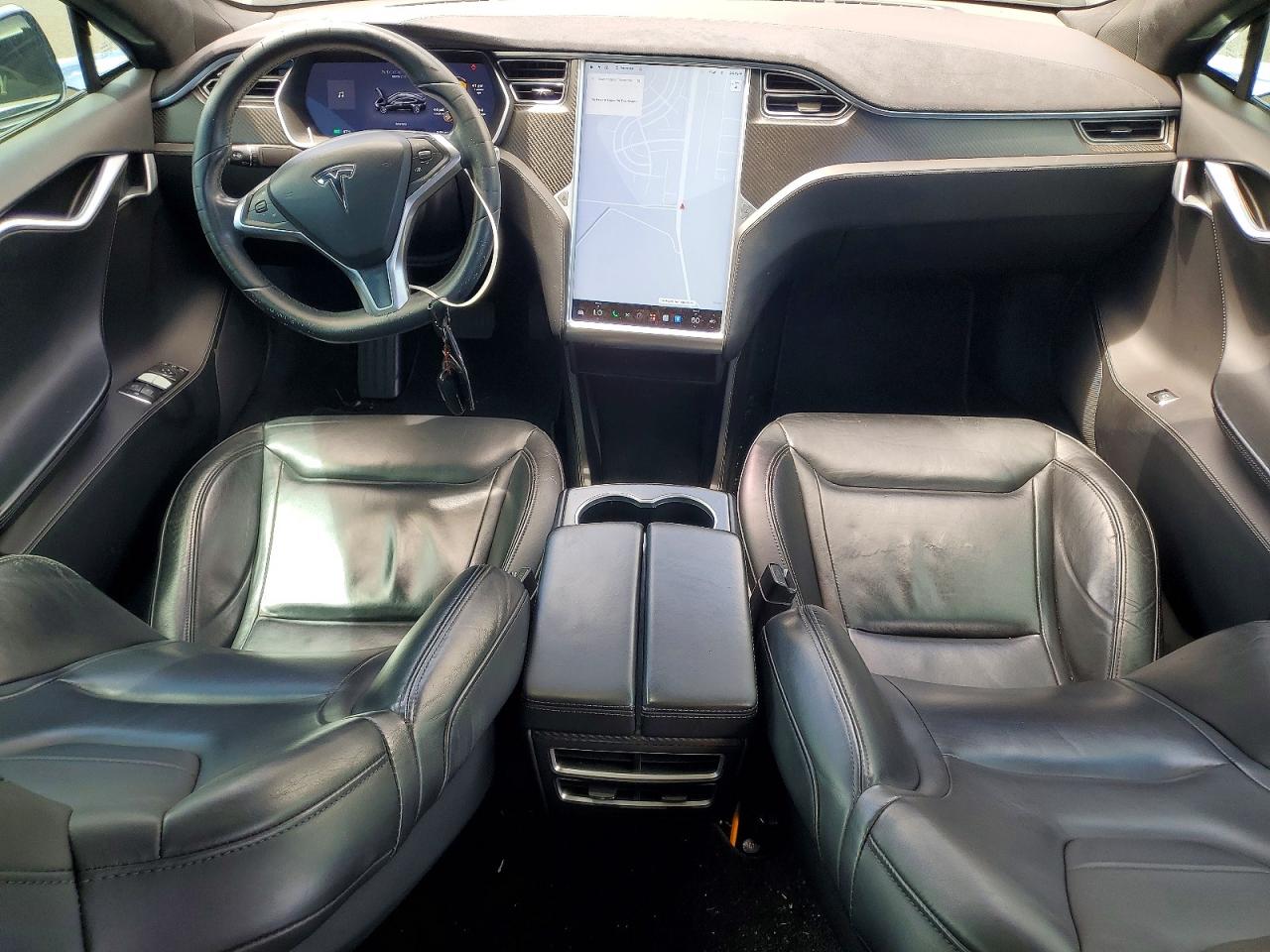 2015 Tesla Model S Черный vin: 5YJSA1E21FF113794