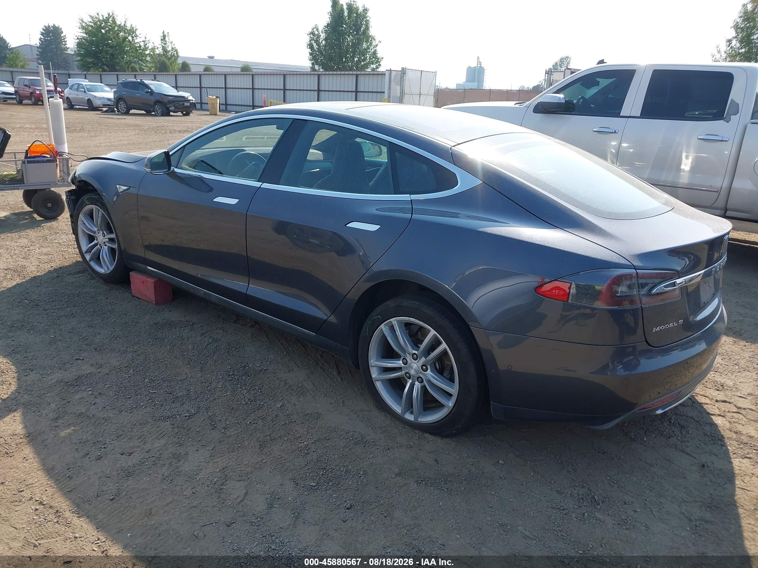 2015 Tesla Model S 70d/85d/p85d Gray vin: 5YJSA1E21FF118669