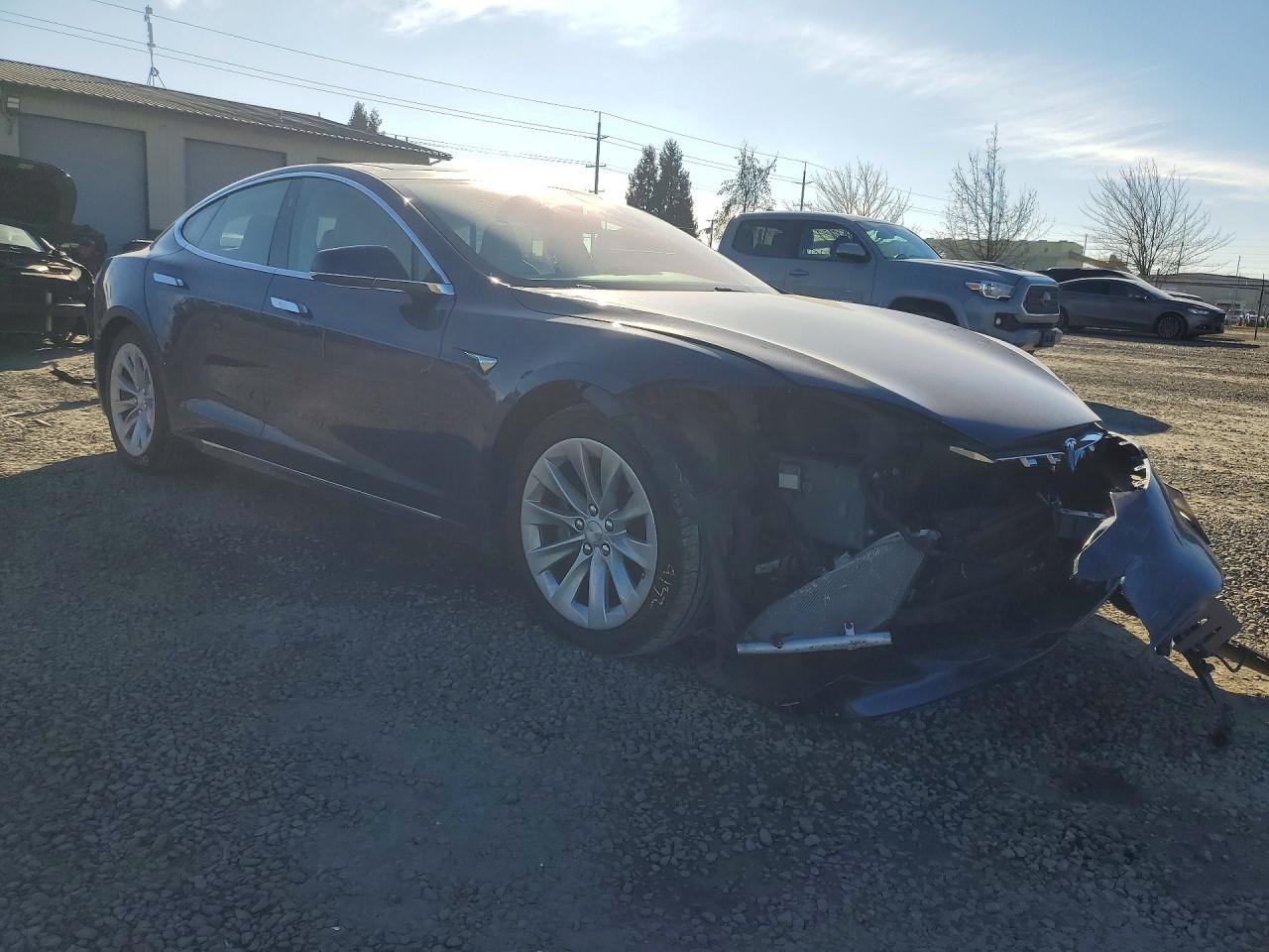 2017 Tesla Model S Blue vin: 5YJSA1E21HF192757