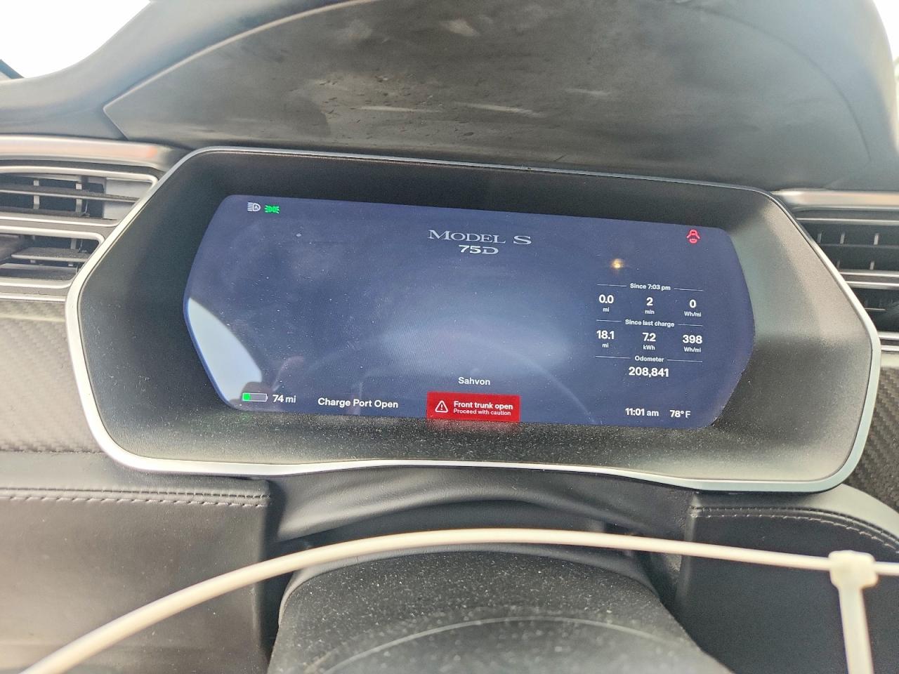 2017 Tesla Model S Темно-бордовый vin: 5YJSA1E21HF210352