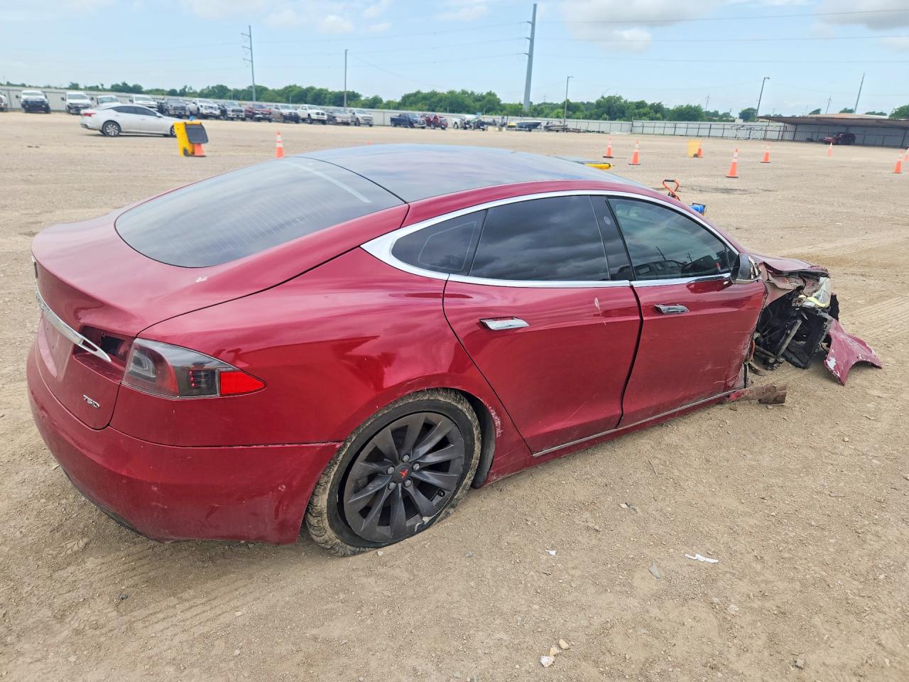 2017 Tesla Model S Темно-бордовый vin: 5YJSA1E21HF210352