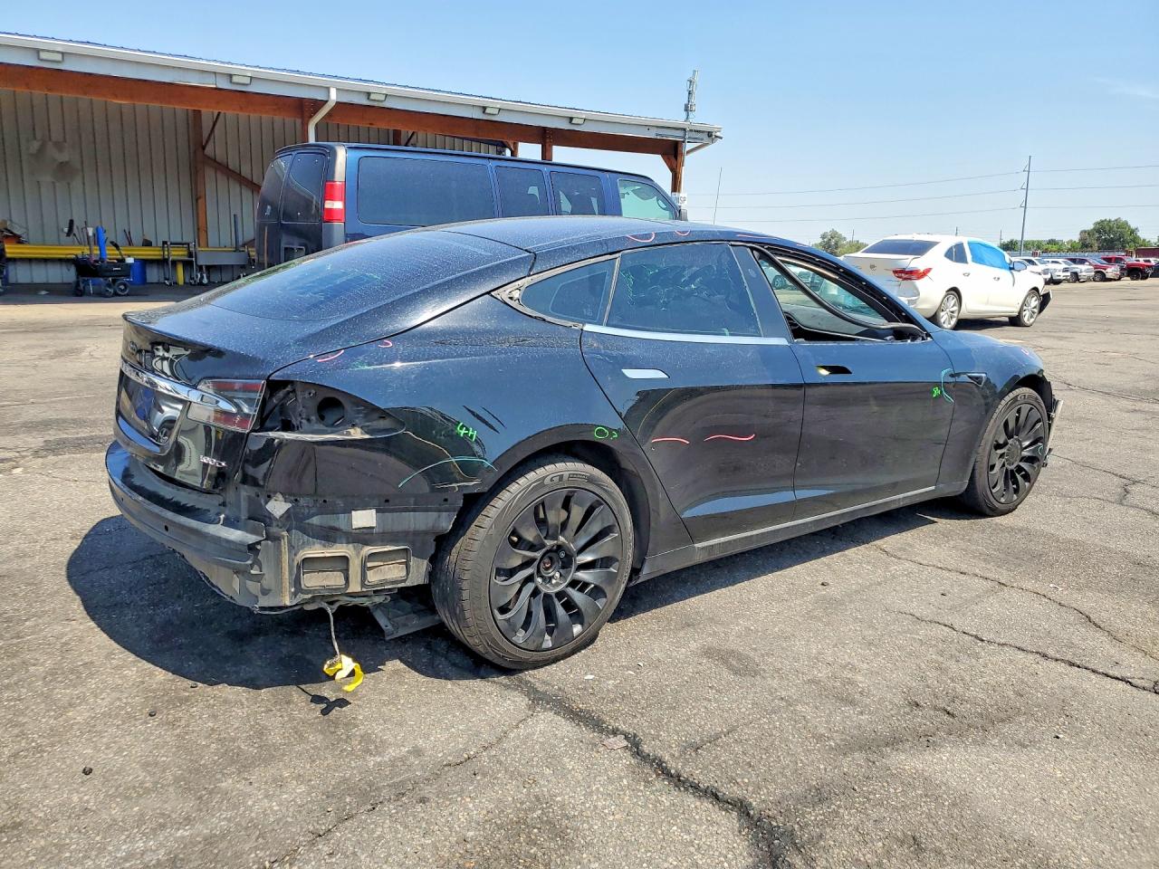 2017 Tesla Model S Черный vin: 5YJSA1E23HF188483