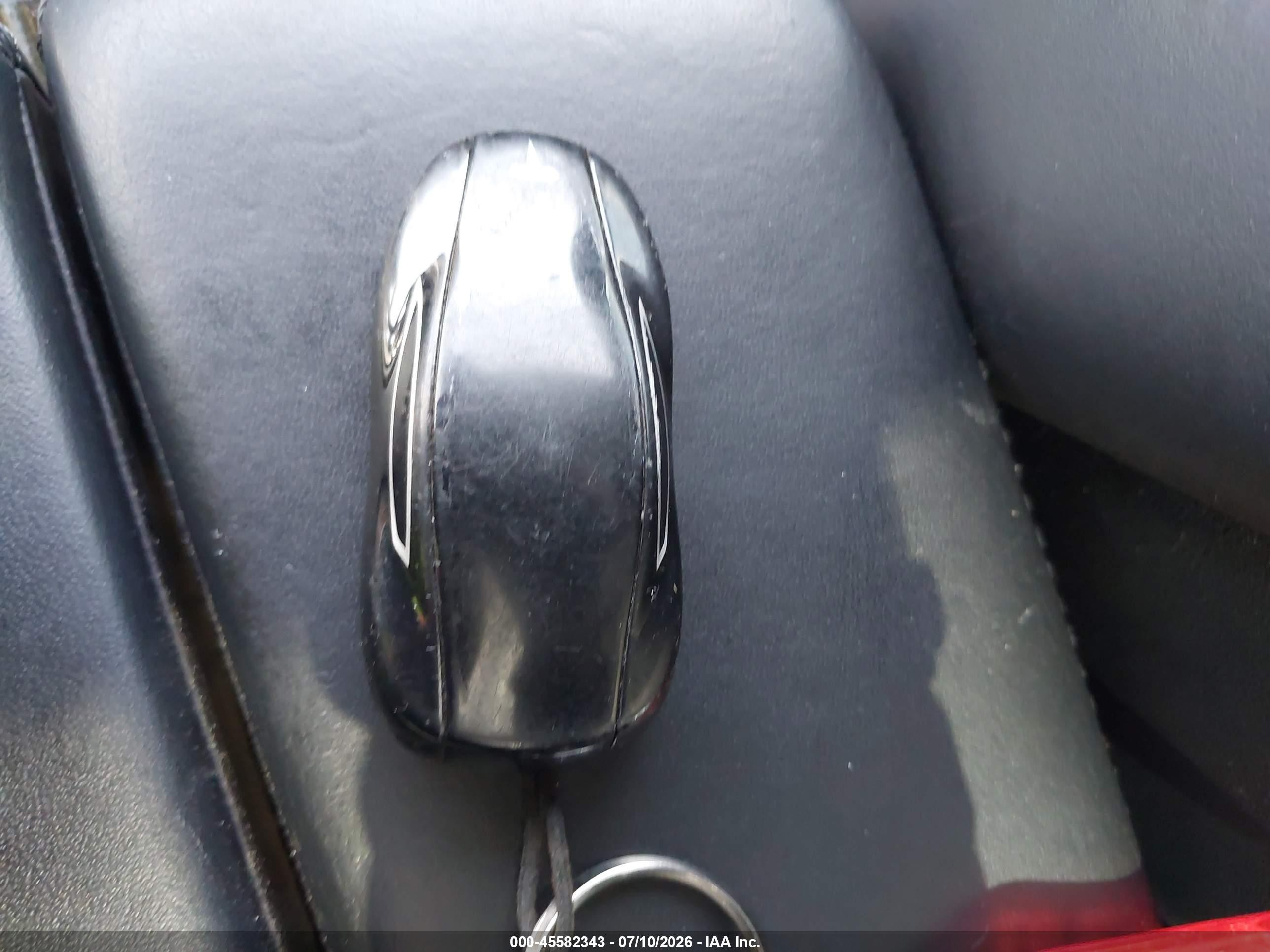 2015 Tesla Model S 70d/85d/p85d White vin: 5YJSA1E24FF109223